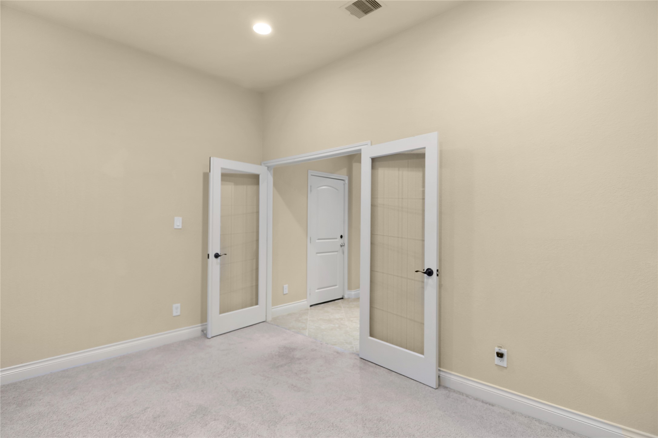 6707 Miller Shadow Lane Property Photo 7