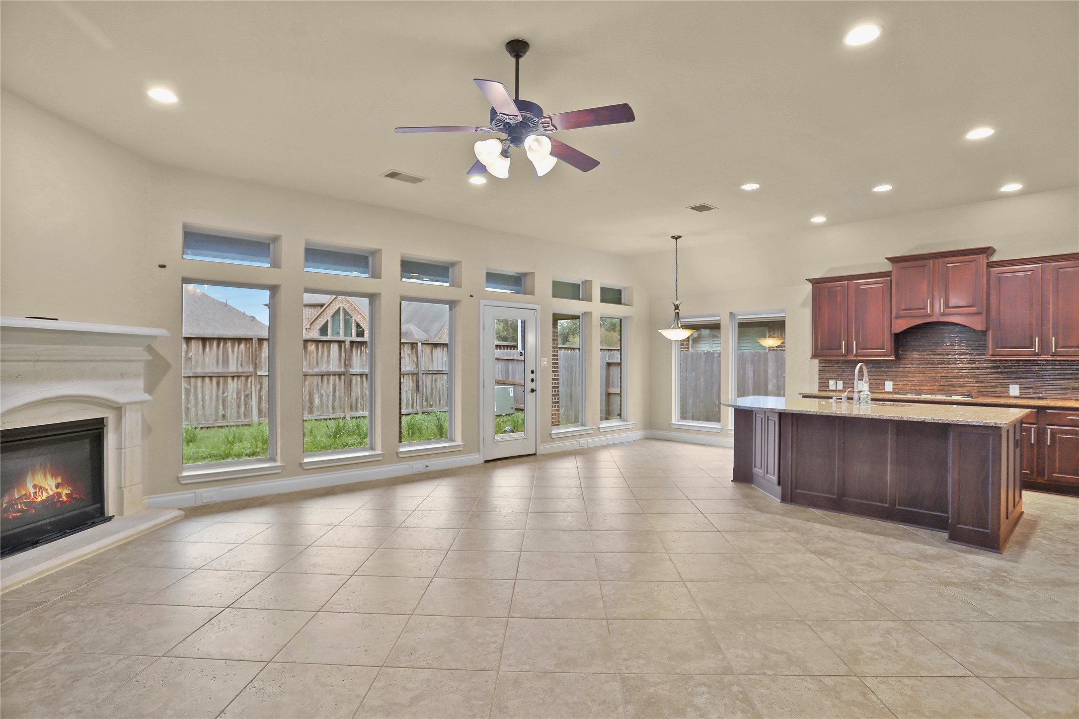 6707 Miller Shadow Lane Property Photo 11
