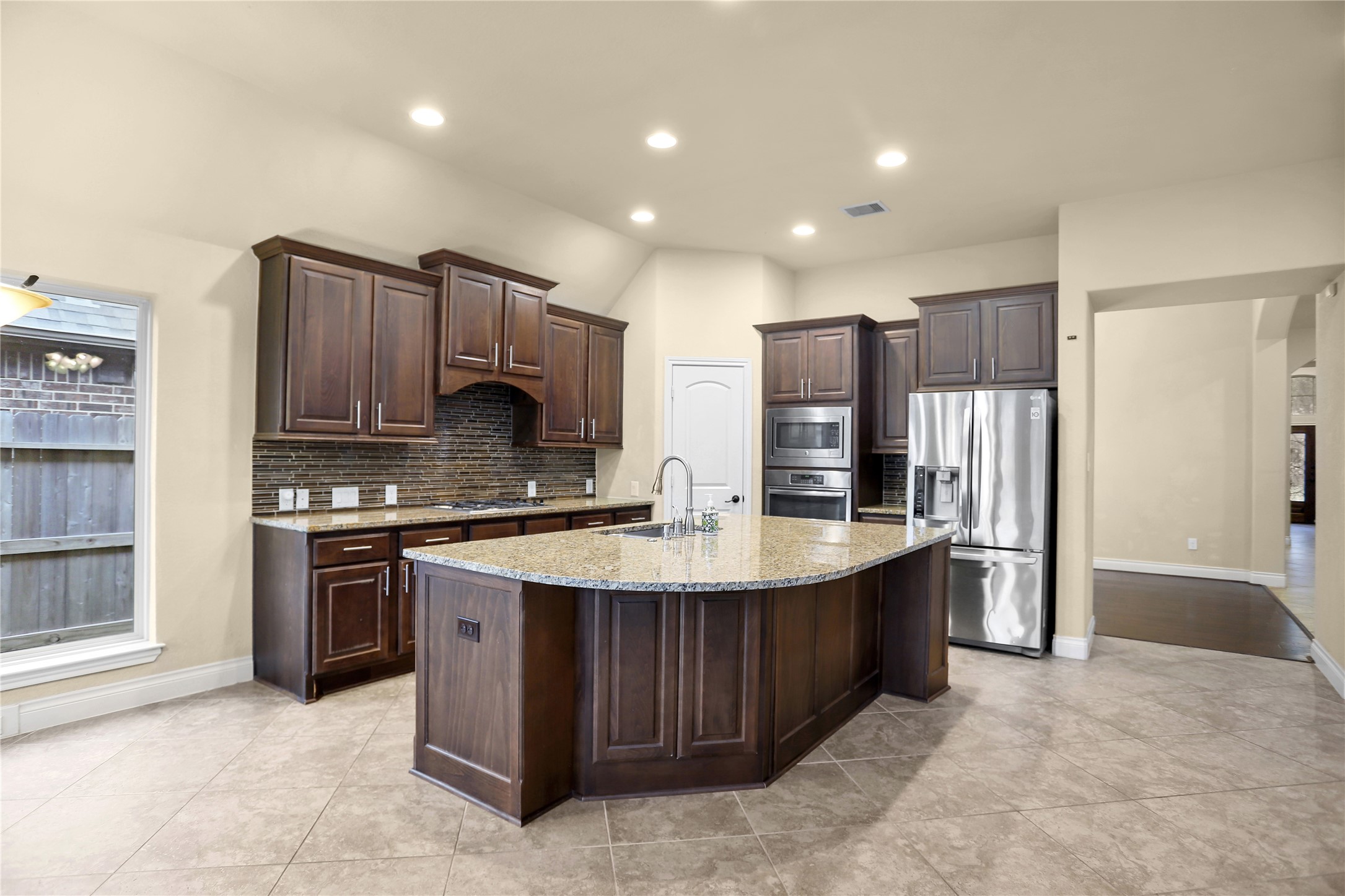 6707 Miller Shadow Lane Property Photo 15
