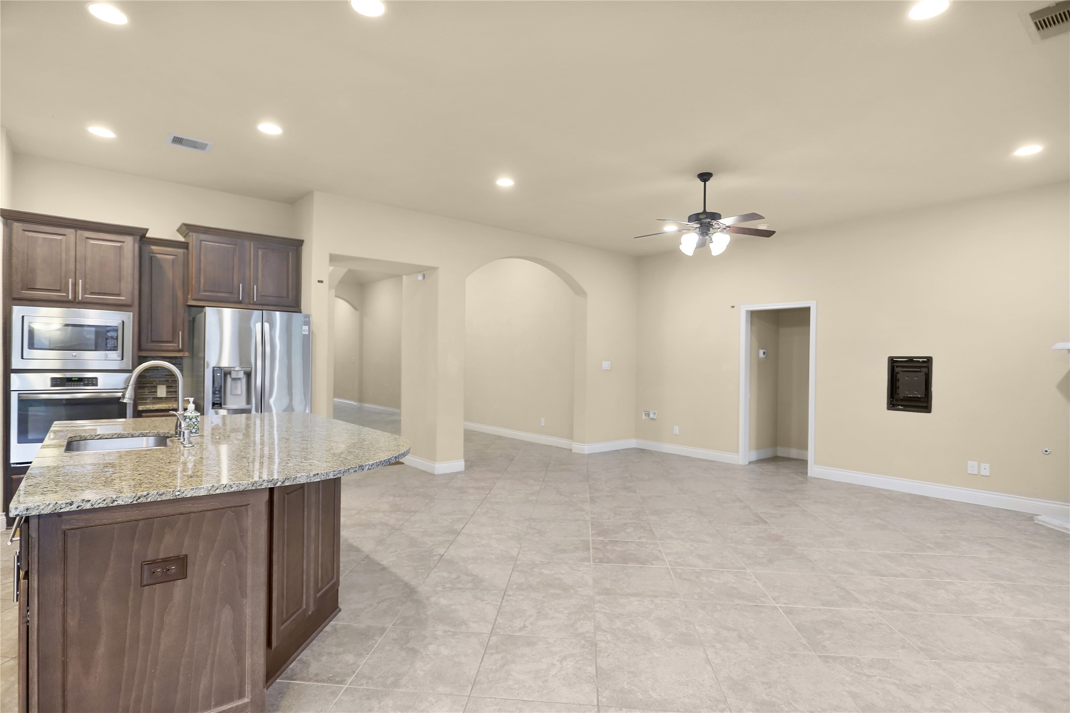 6707 Miller Shadow Lane Property Photo 19