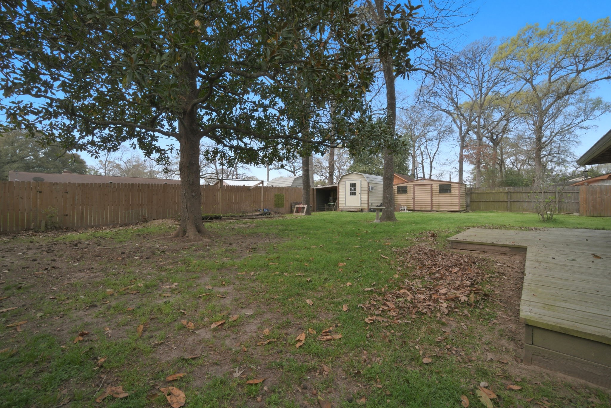 209 Red Oak Street Property Photo 40