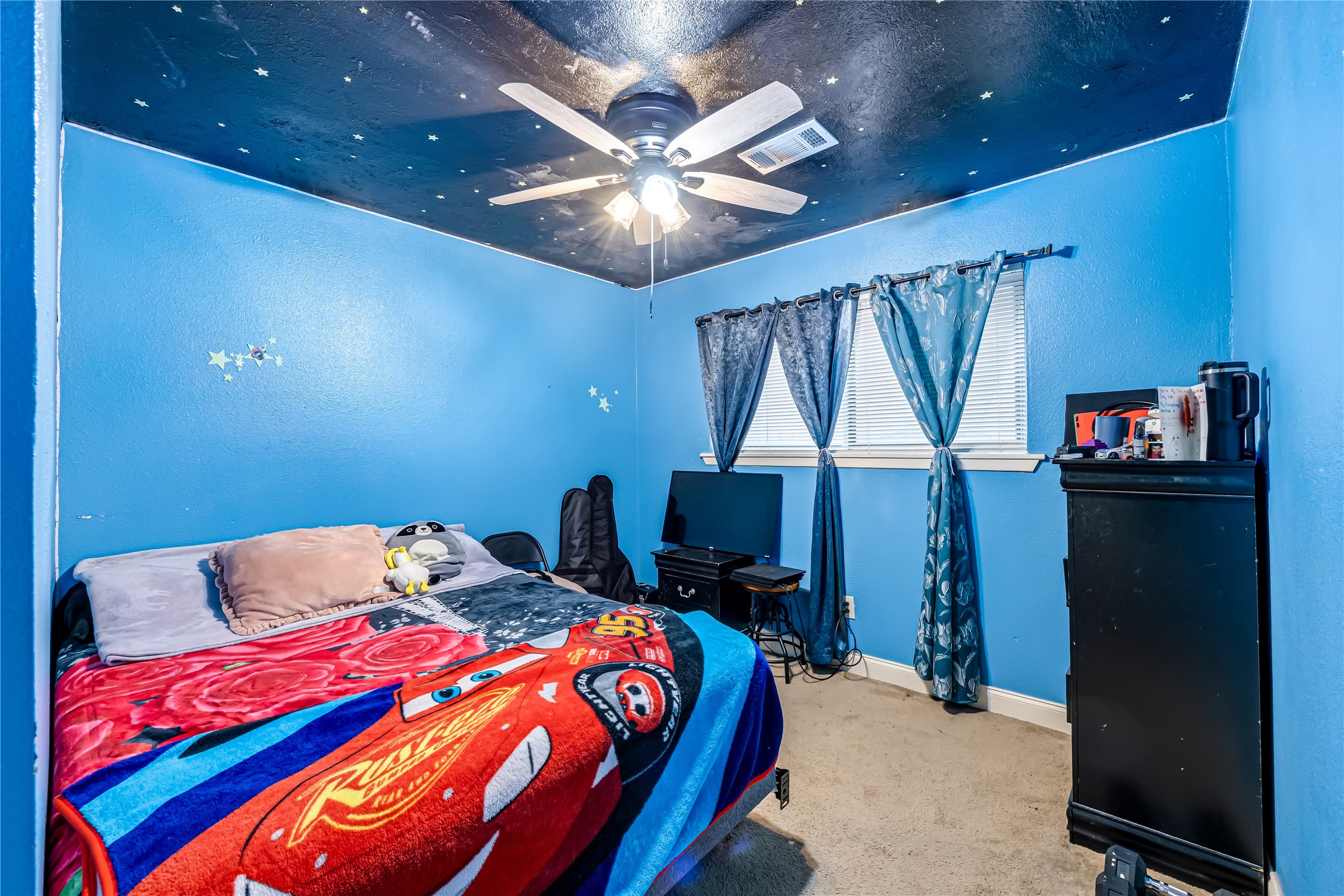8823 Shadow Crest Street Property Photo 14