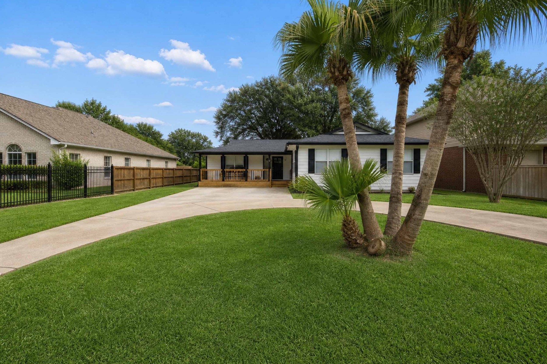 8205 Arrowhead Lane Property Photo 1