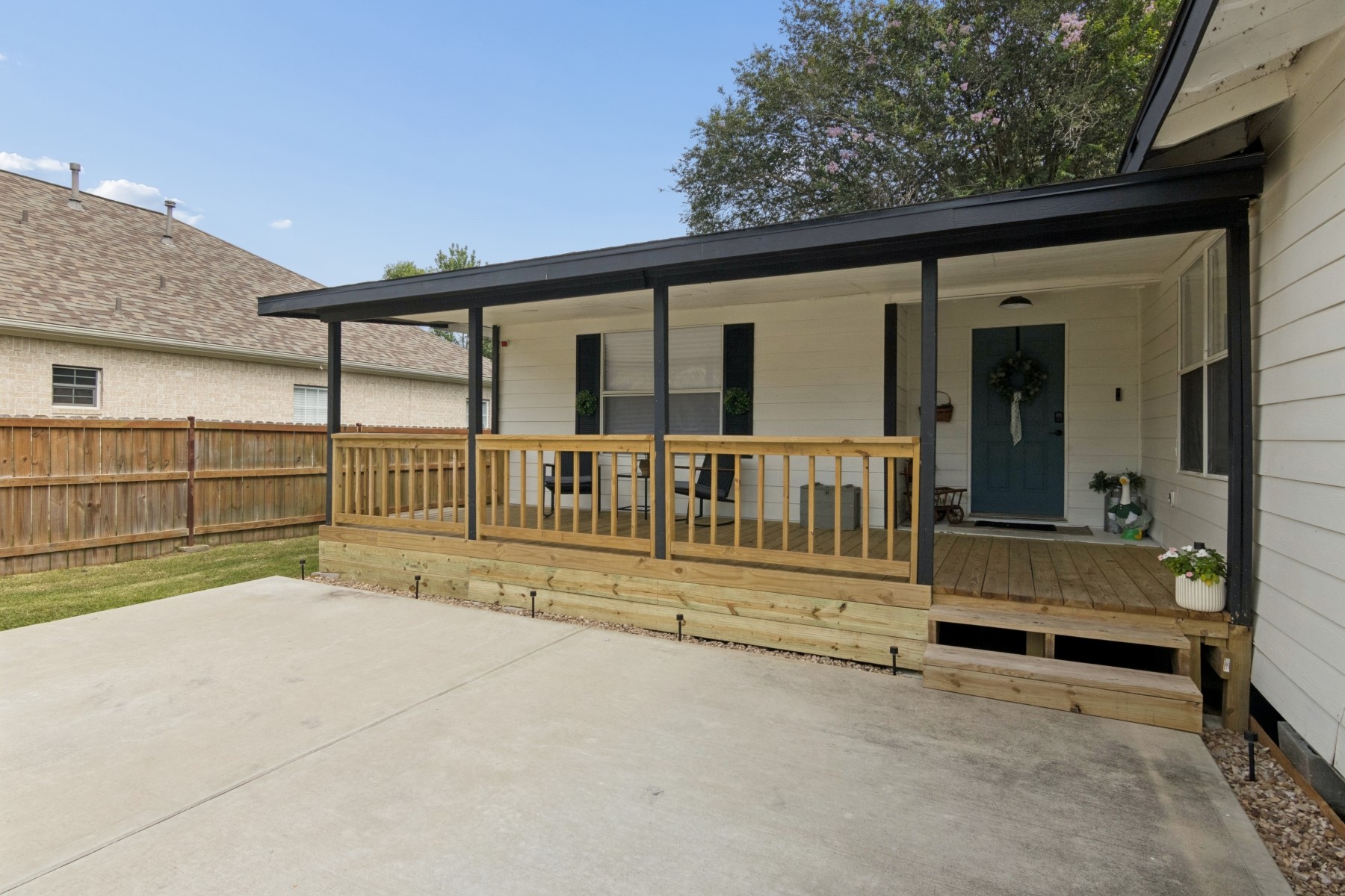 8205 Arrowhead Lane Property Photo 3