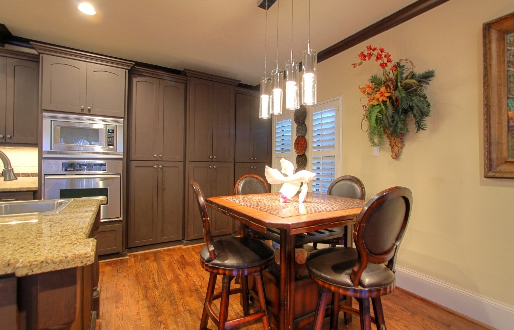 4708 Ingersoll Street A Property Photo 8