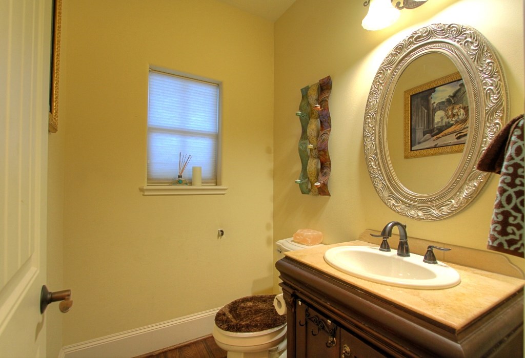 4708 Ingersoll Street A Property Photo 12