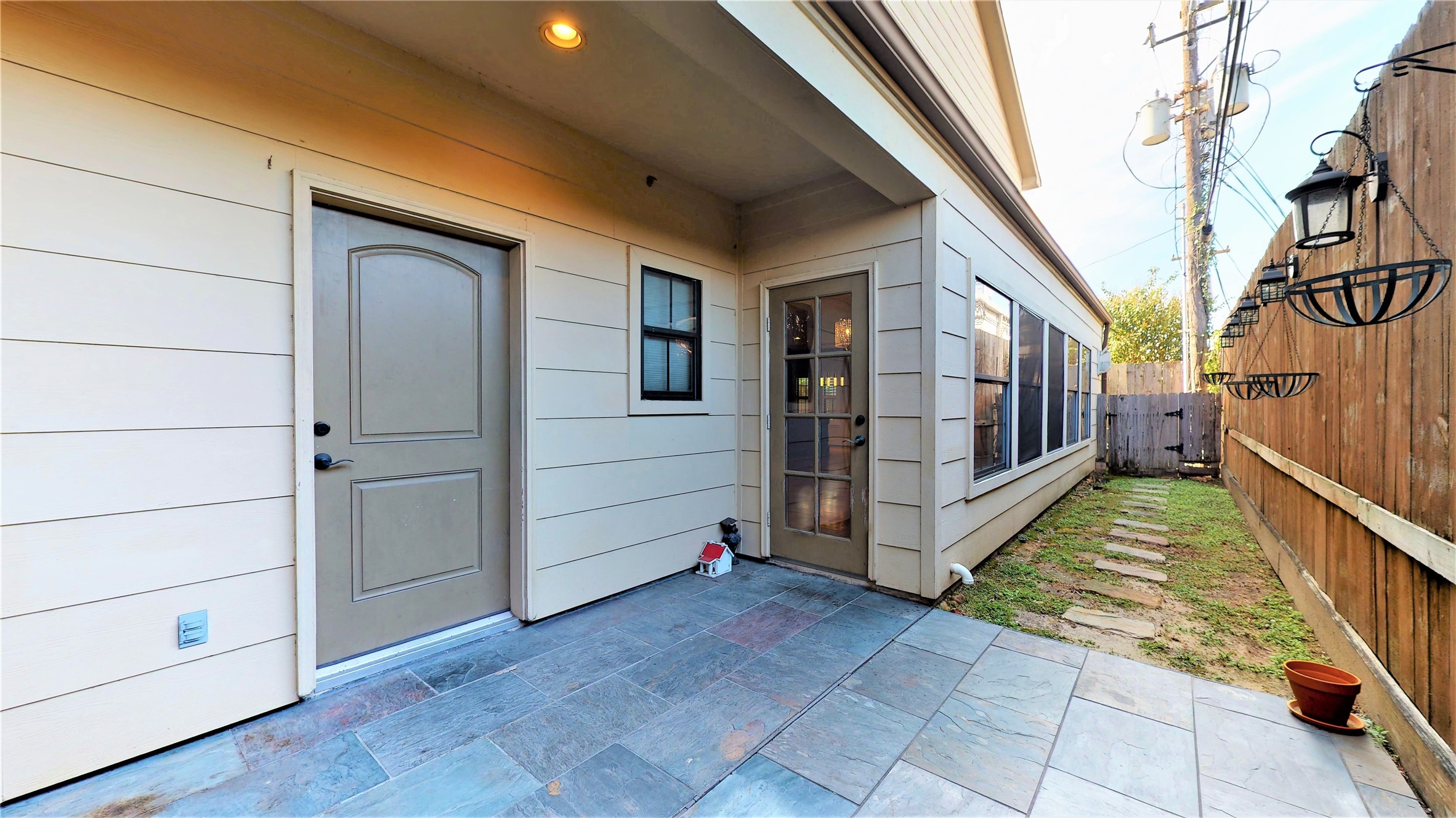 4708 Ingersoll Street A Property Photo 14