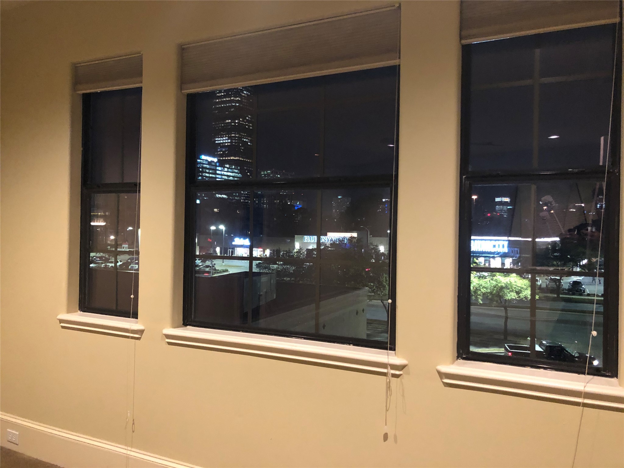 4708 Ingersoll Street A Property Photo 18