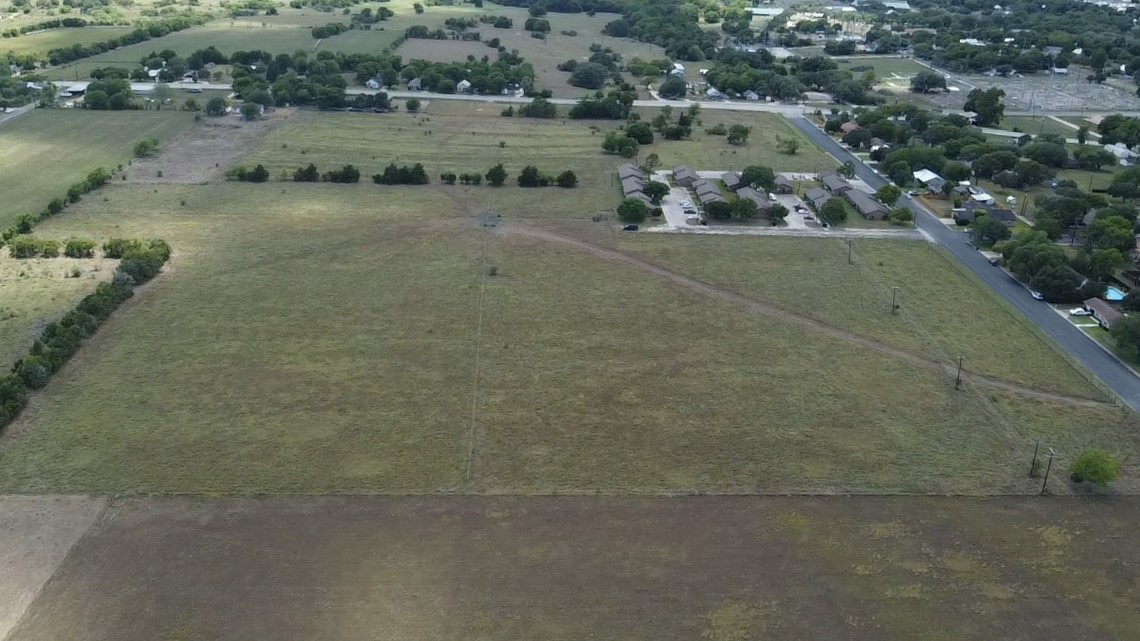 000 Highway 77 Property Photo 3