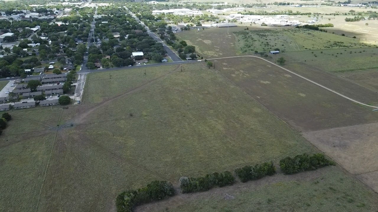 000 Highway 77 Property Photo 4