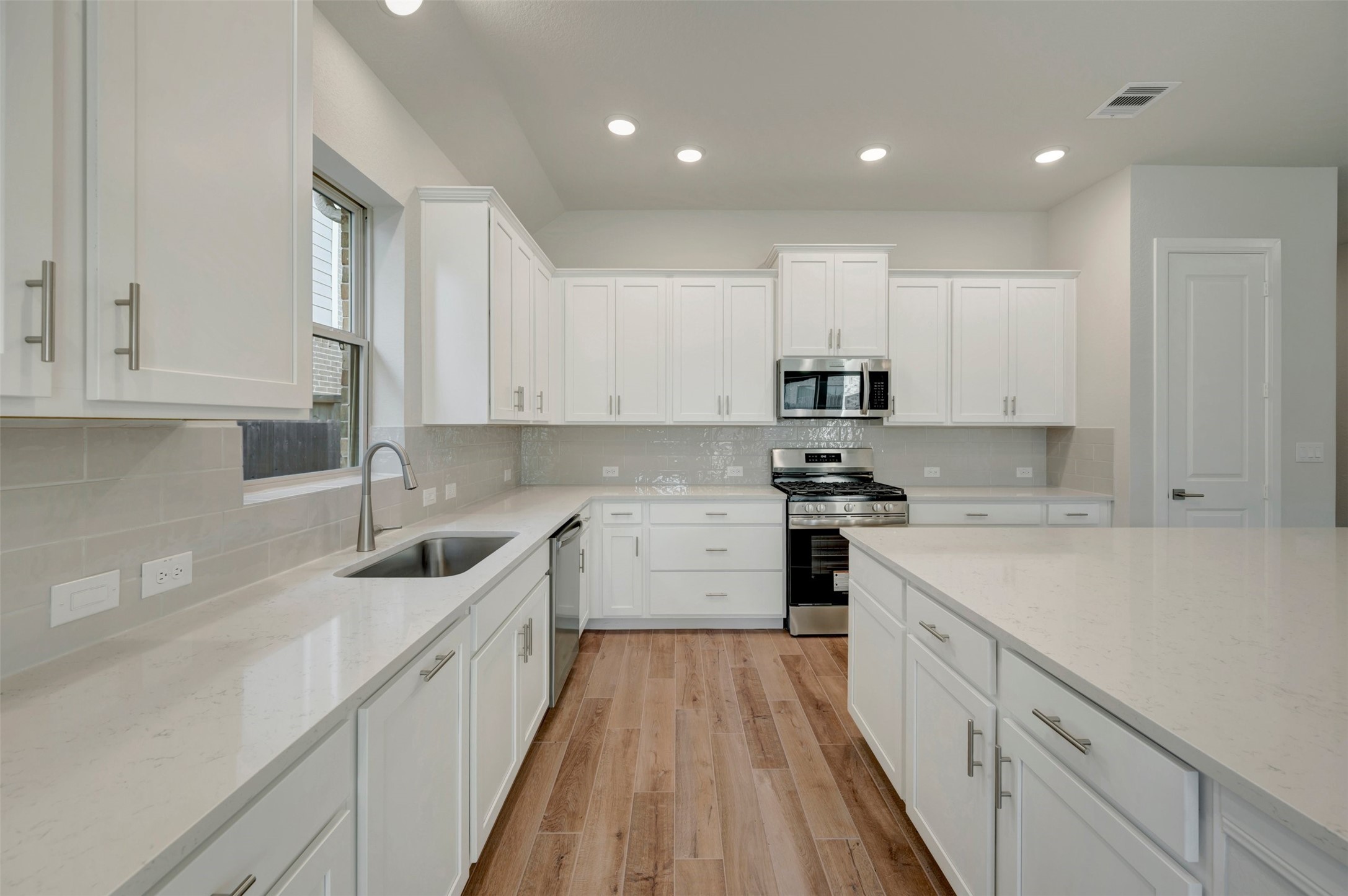 42143 Misterio Hills Road Property Photo 32
