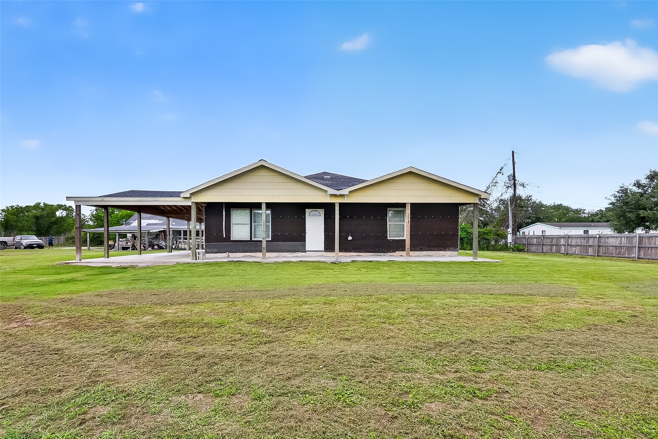 6014 Linda Drive Property Photo 2