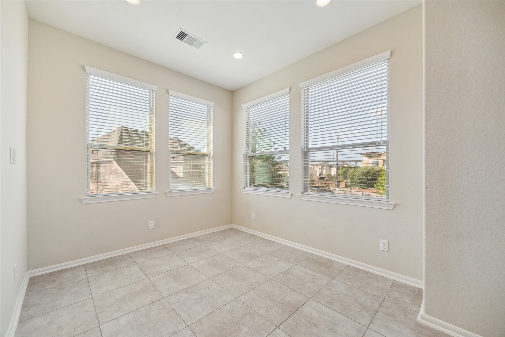 12247 Stellano Lane Property Photo 7