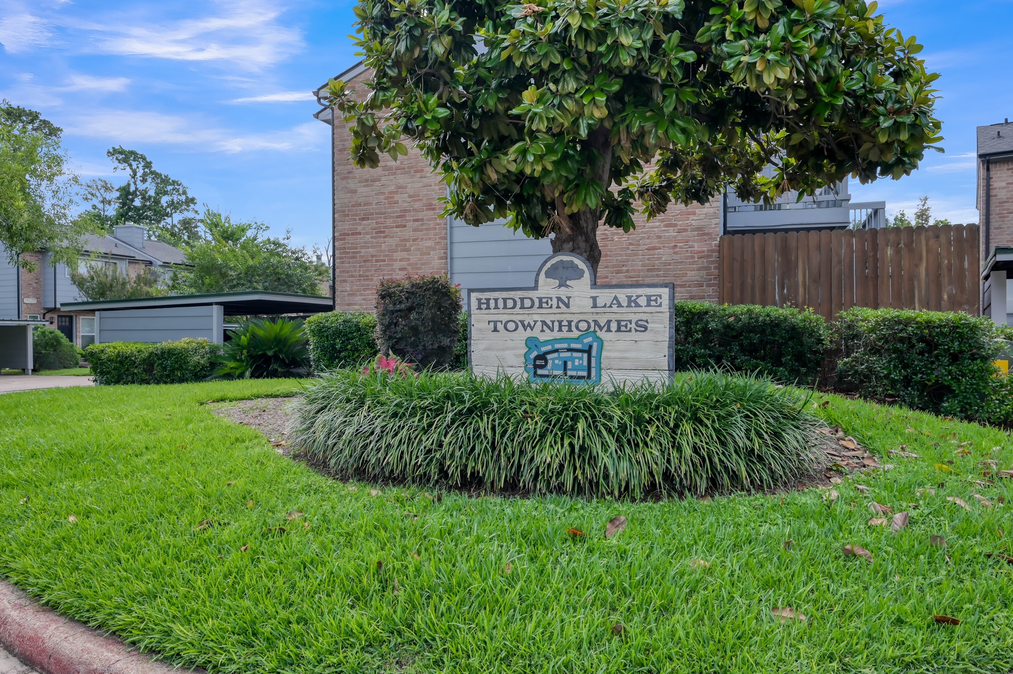 763 Worthshire Street Property Photo 2