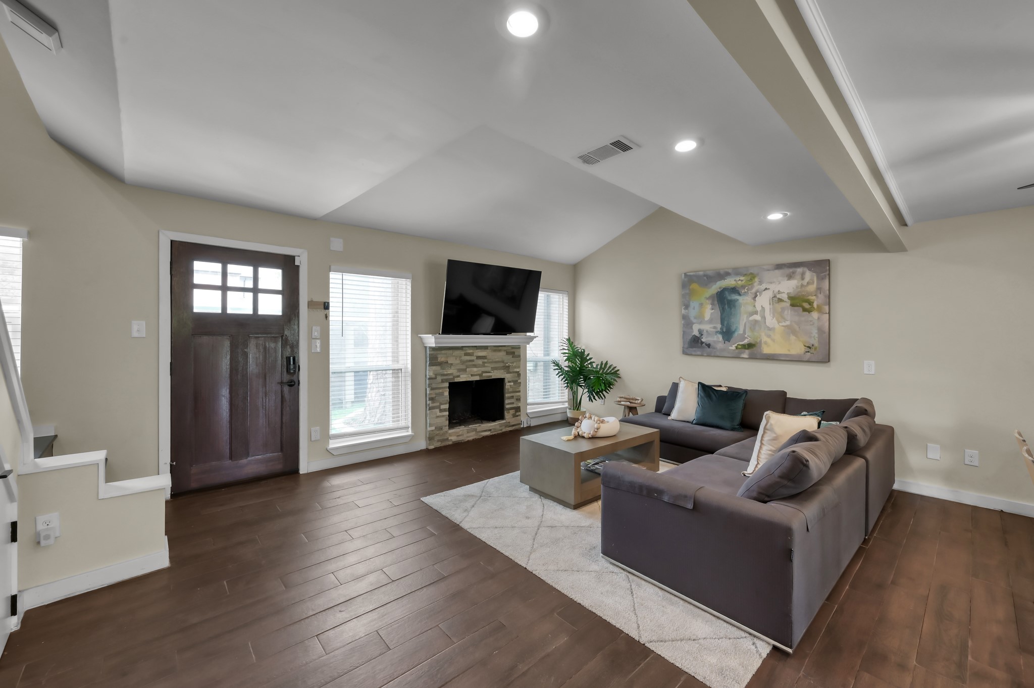 763 Worthshire Street Property Photo 12
