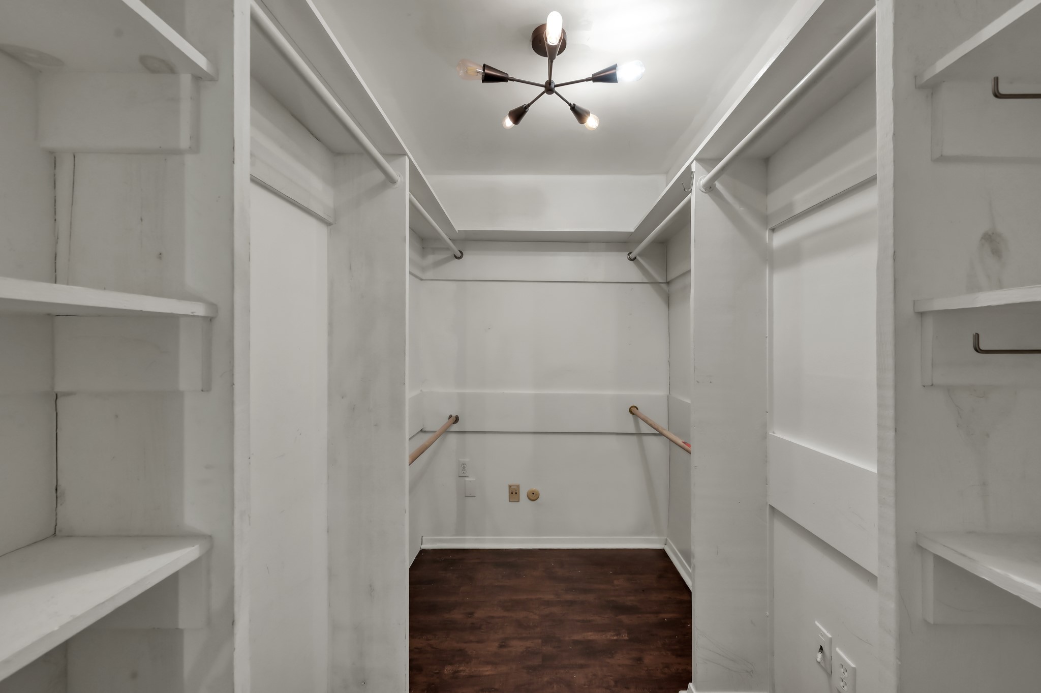 763 Worthshire Street Property Photo 25
