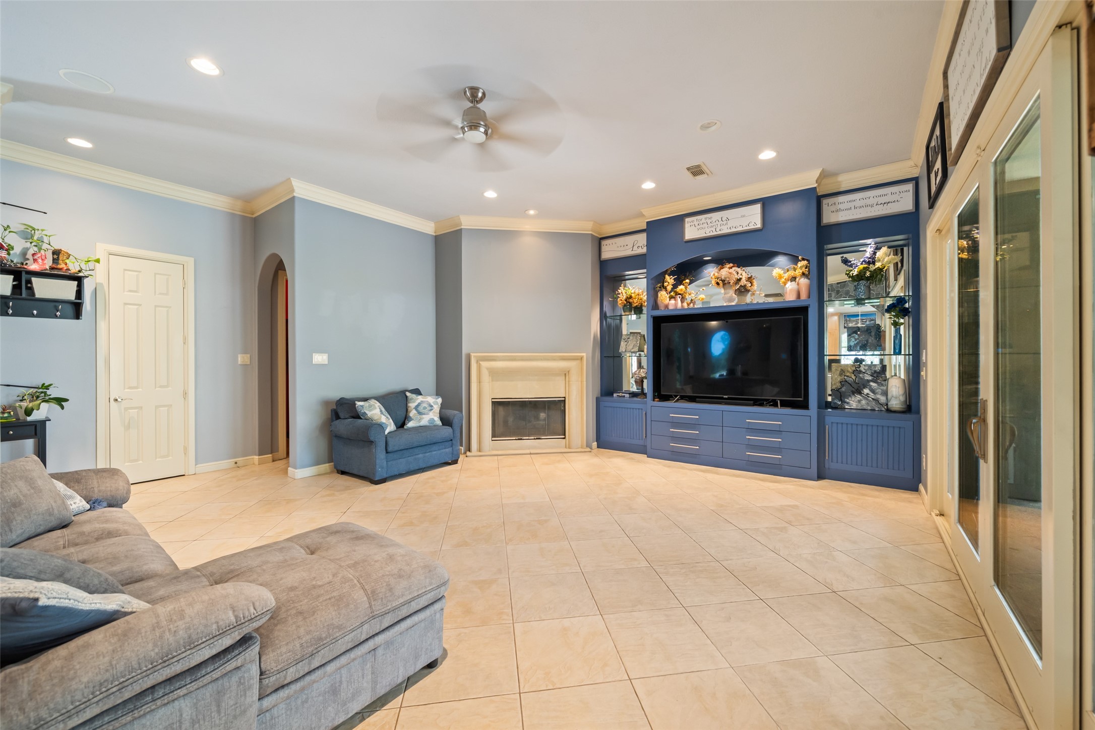 8 Hidden Creek Lane Property Photo 8