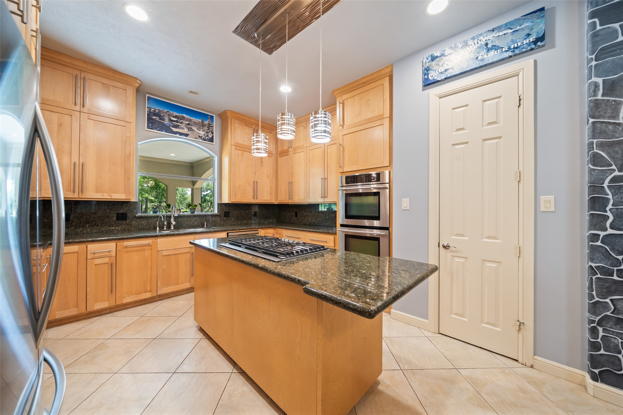 8 Hidden Creek Lane Property Photo 16