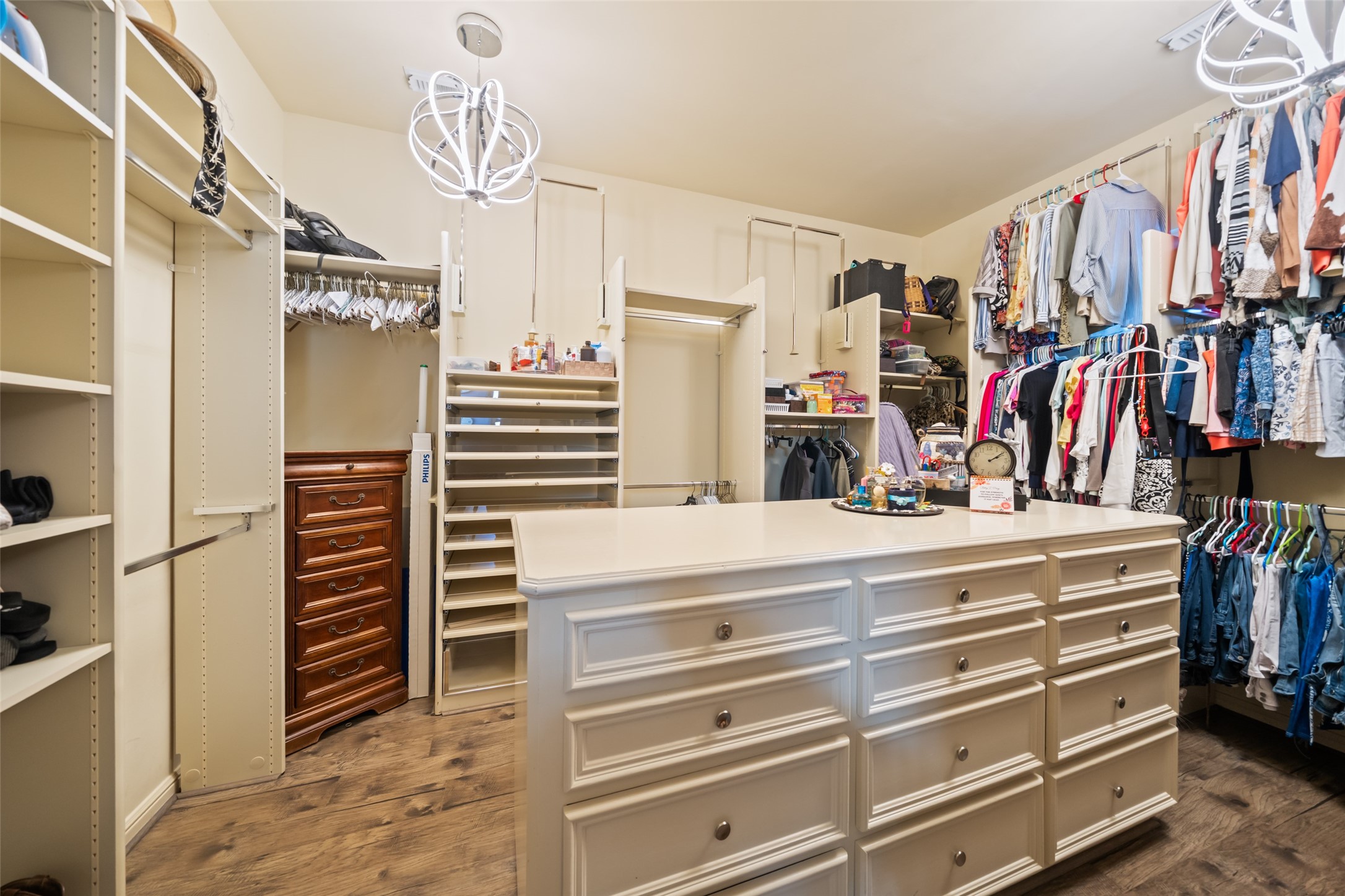 8 Hidden Creek Lane Property Photo 24