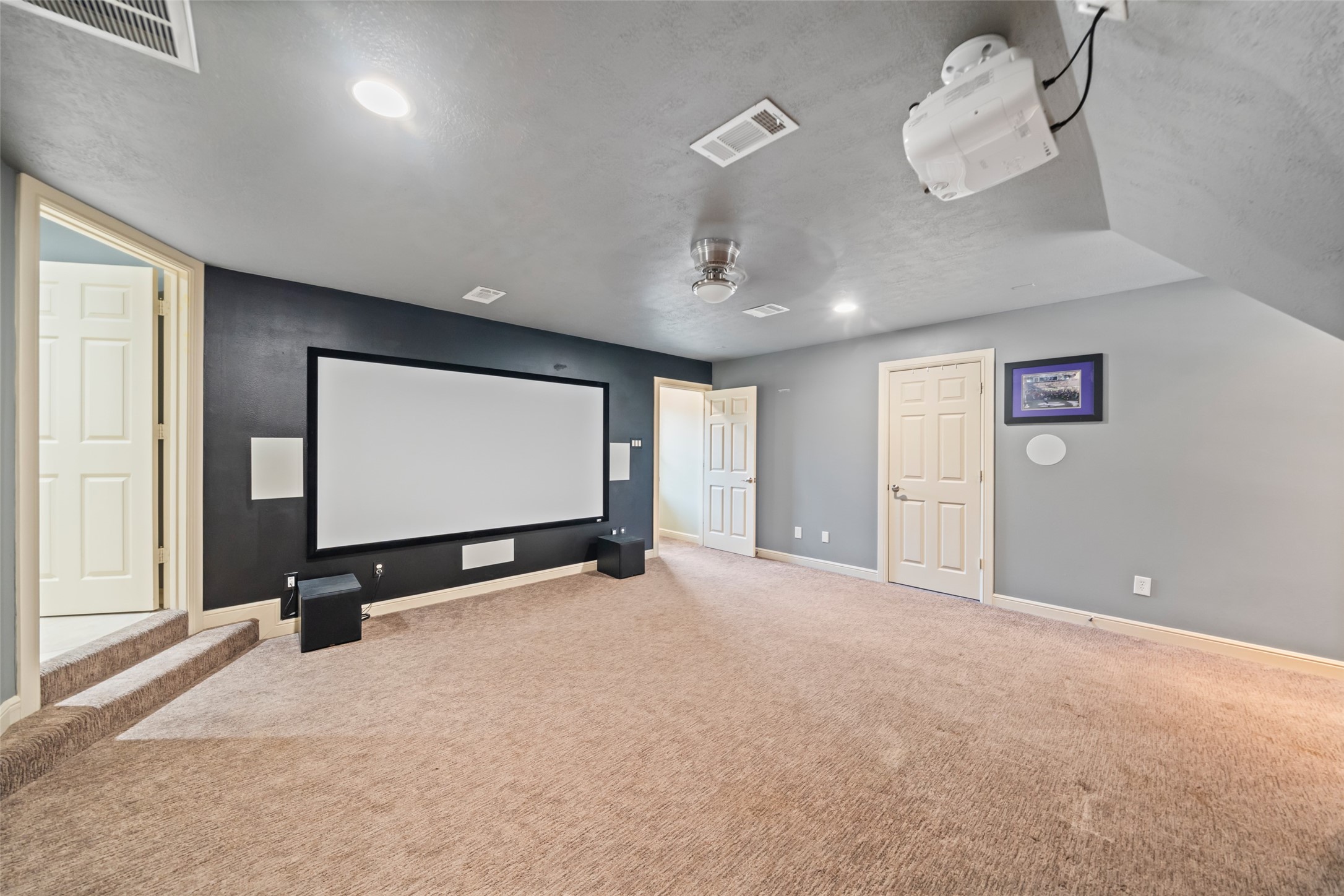 8 Hidden Creek Lane Property Photo 34