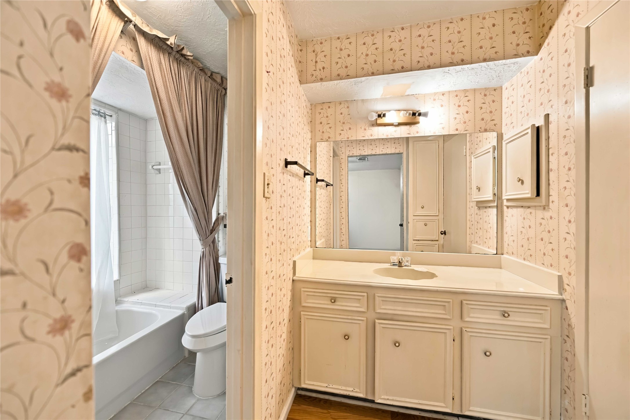12919 Carvel Lane Property Photo 8