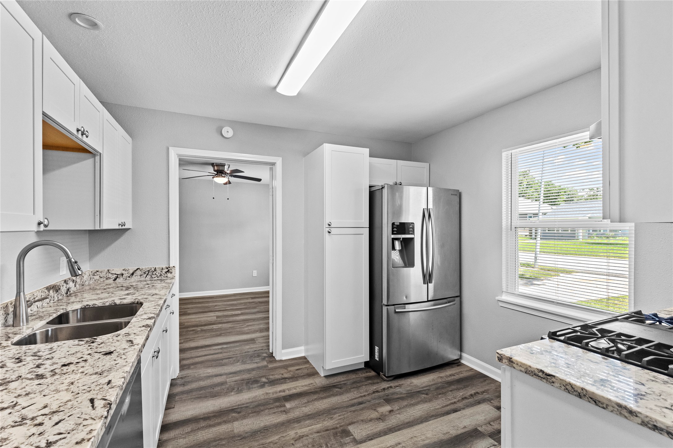 4838 Van Fleet Street Property Photo 6