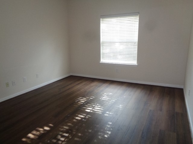 6702 Castle Terrace Ct Property Photo 6