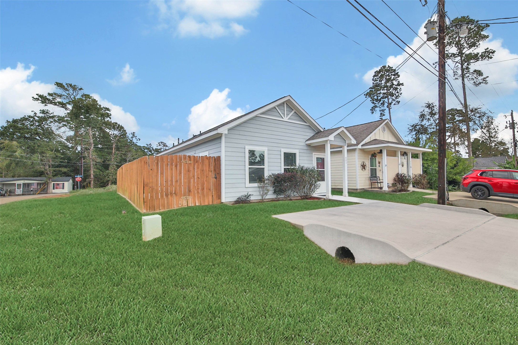 801 Omeara Property Photo 1