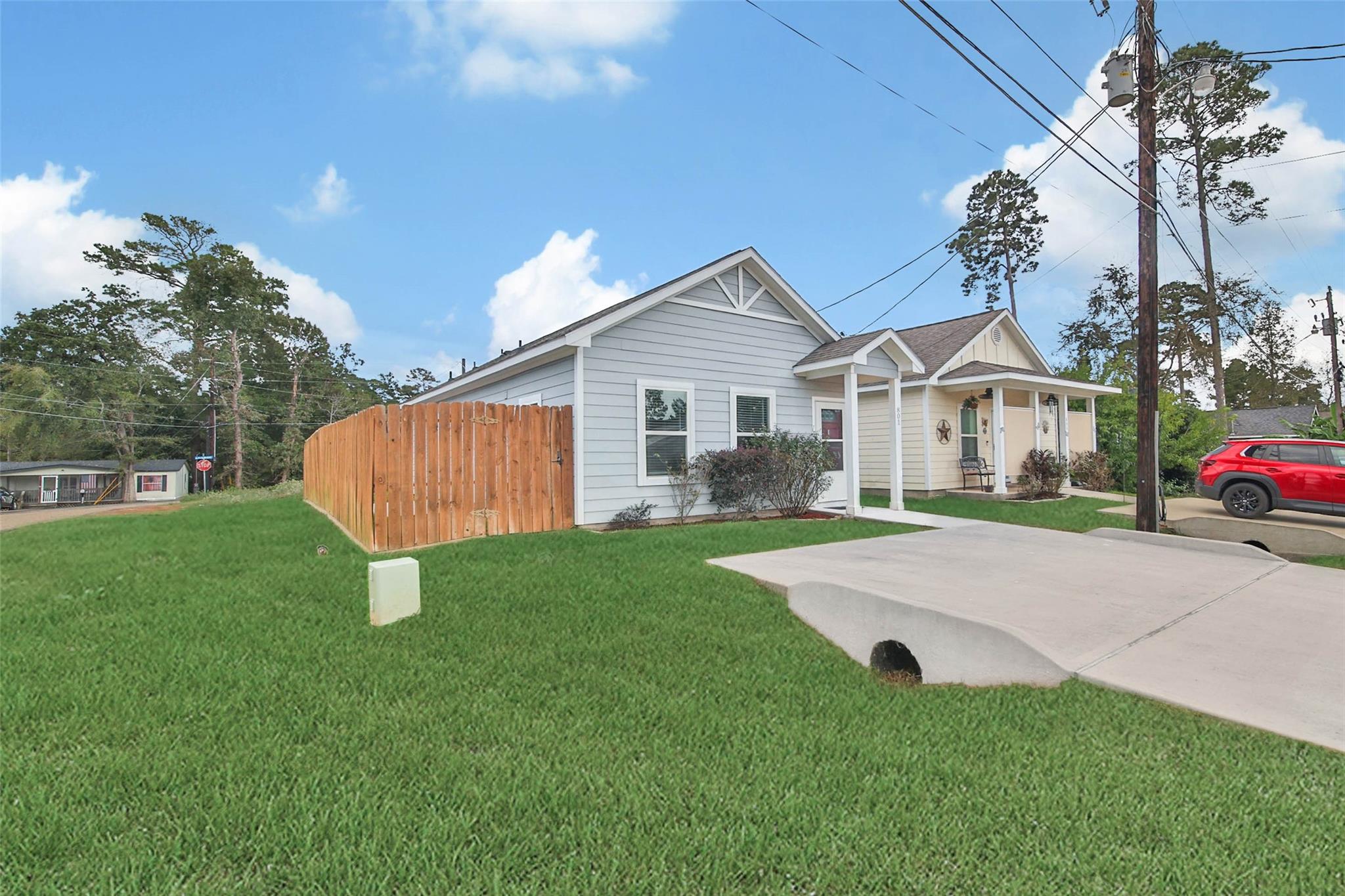 801 Omeara, Montgomery TX 77316 Property Photo 1