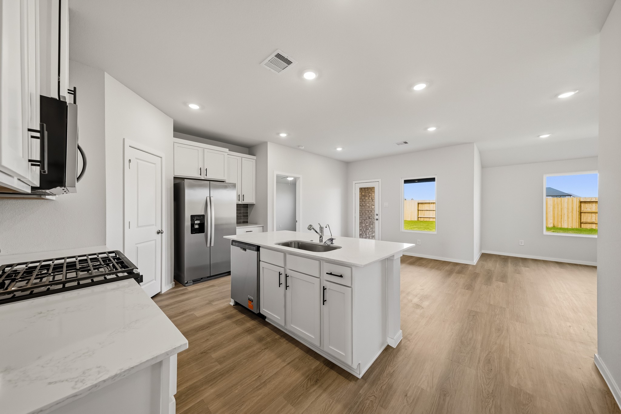 1052 Selene Sky Drive Property Photo 5