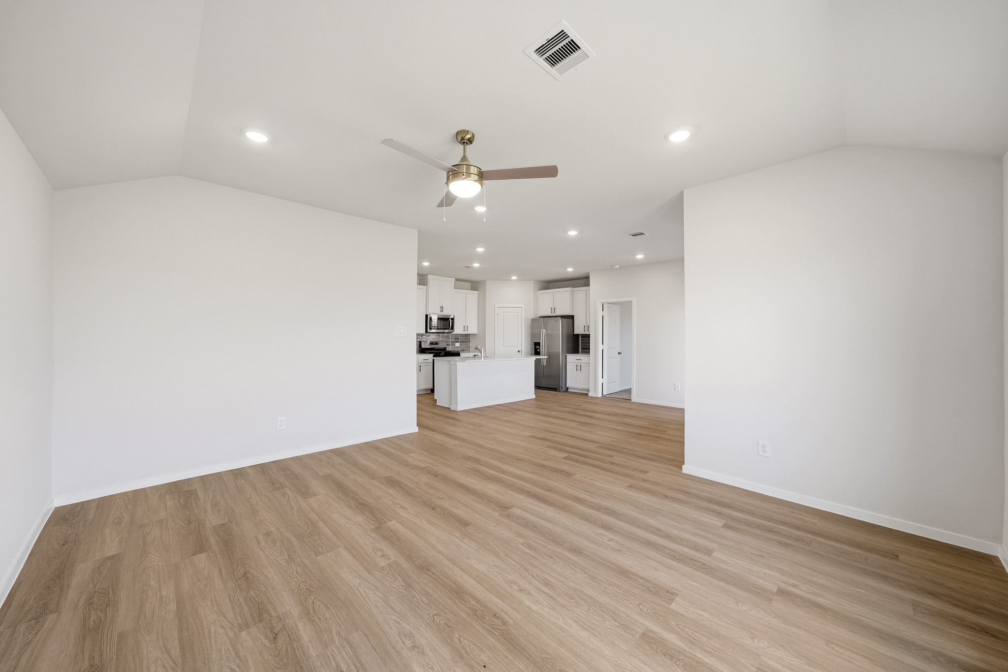 1052 Selene Sky Drive Property Photo 8