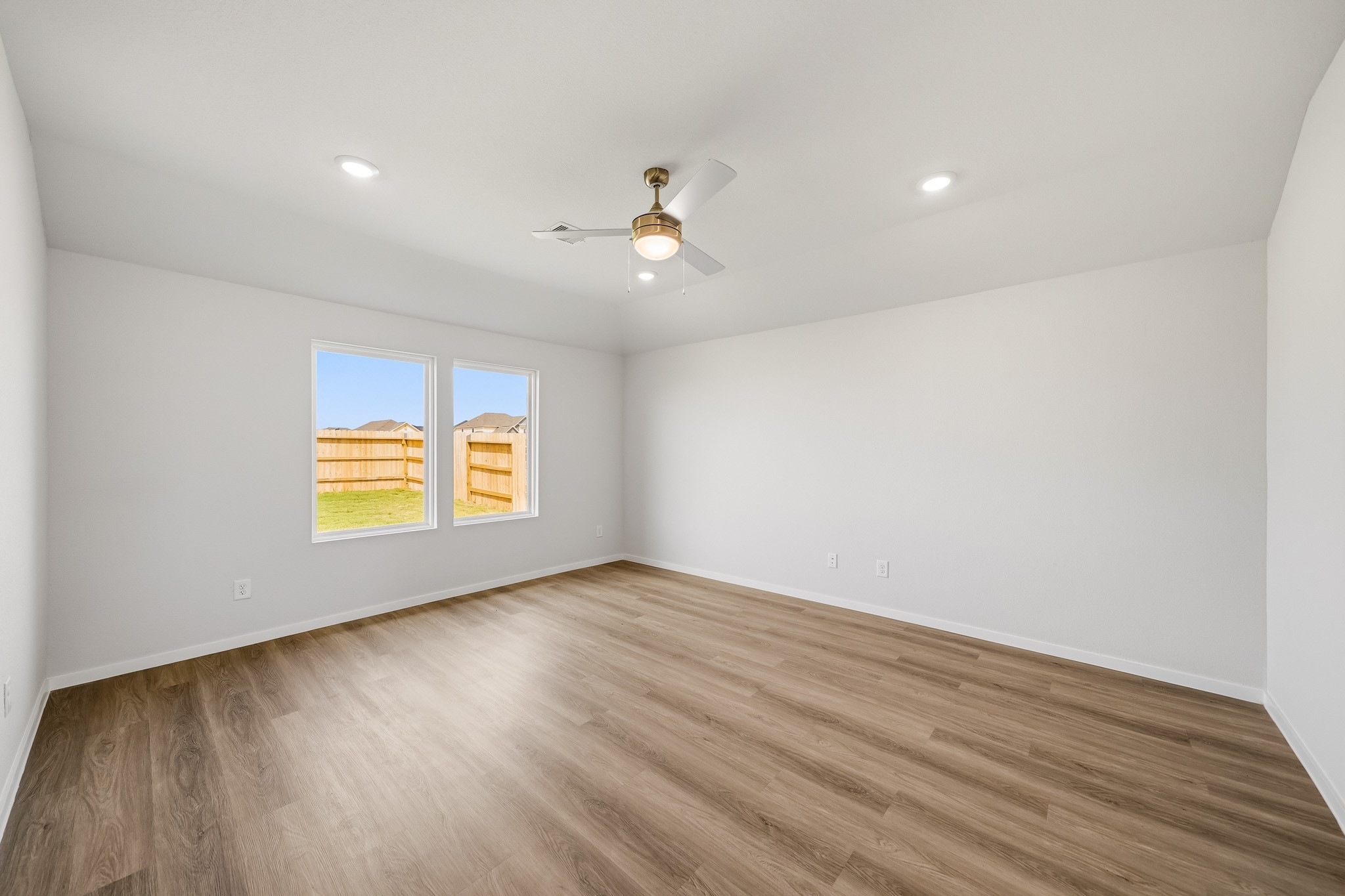 1052 Selene Sky Drive Property Photo 9