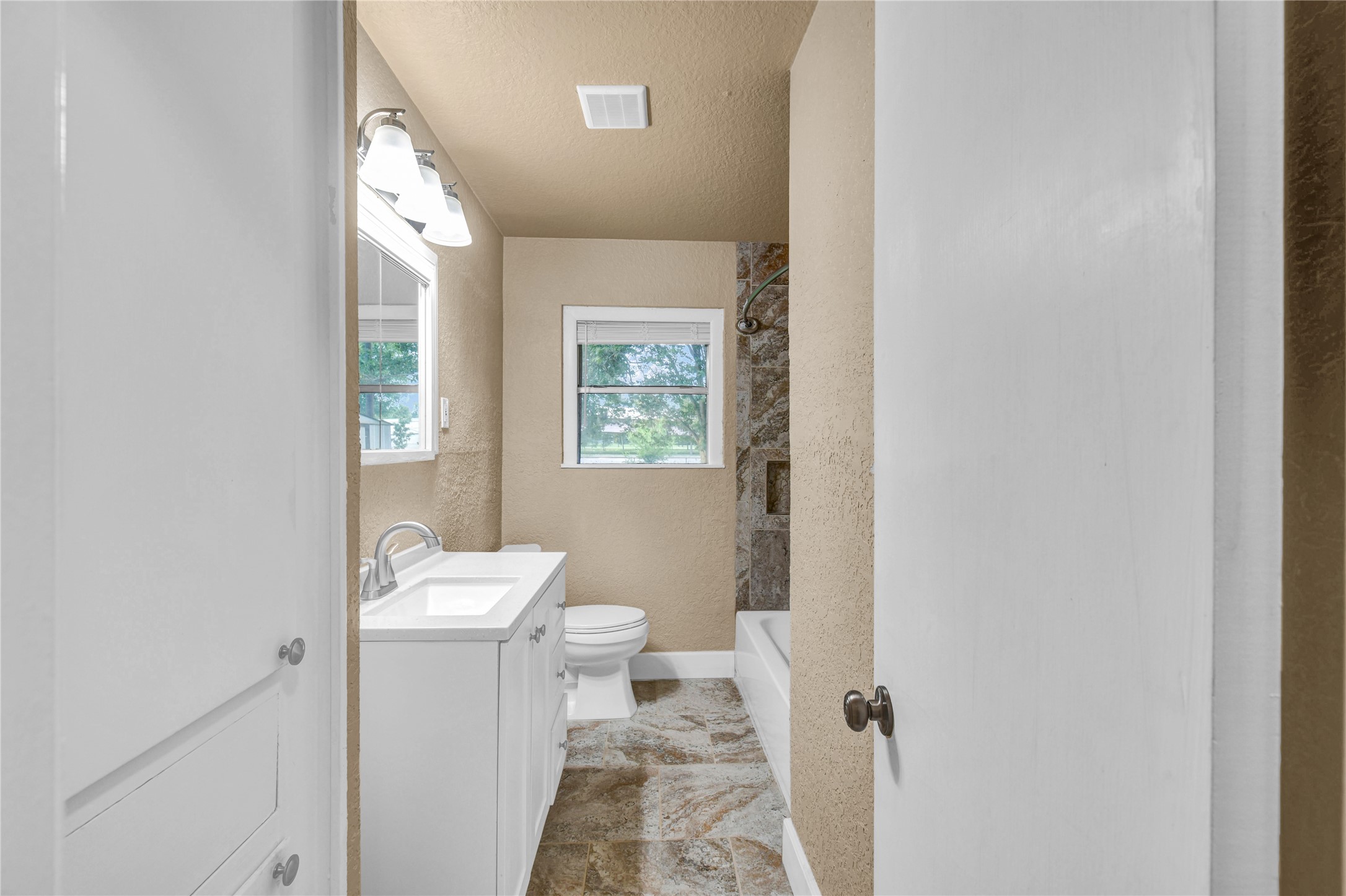 111 Mimosa Street Property Photo 19