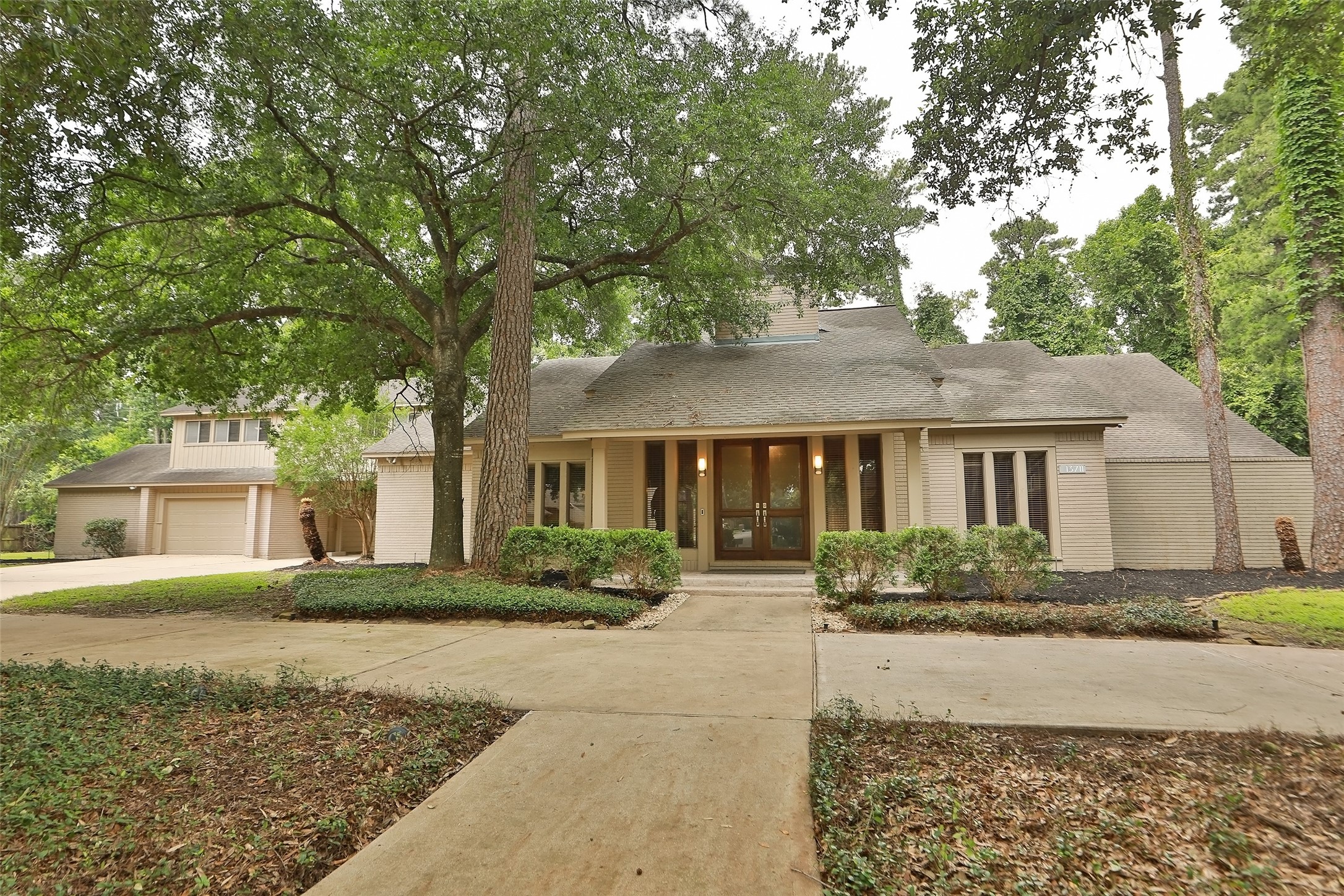 13711 Champions Park Drive