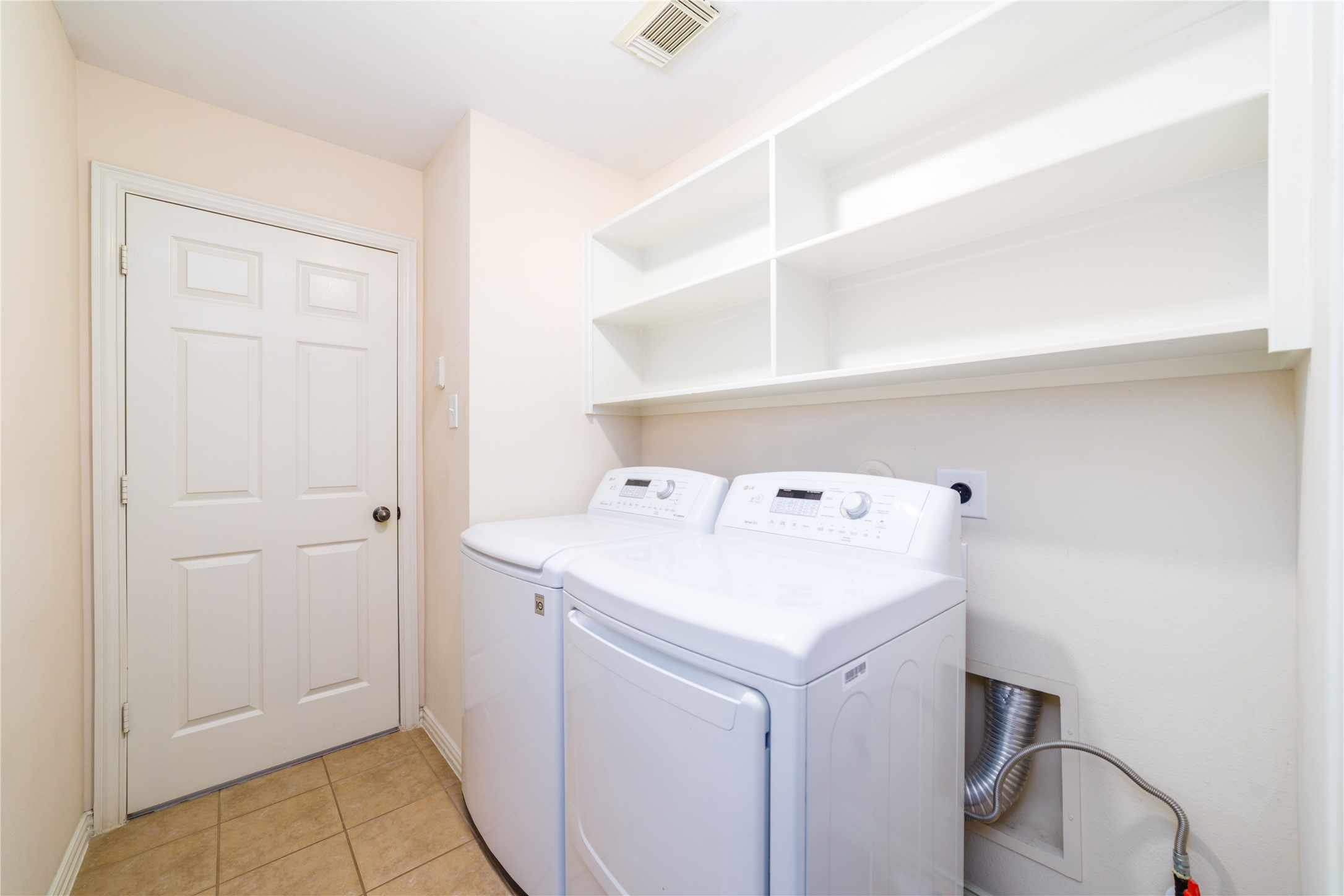 7111 Cornflower Lane Property Photo 14