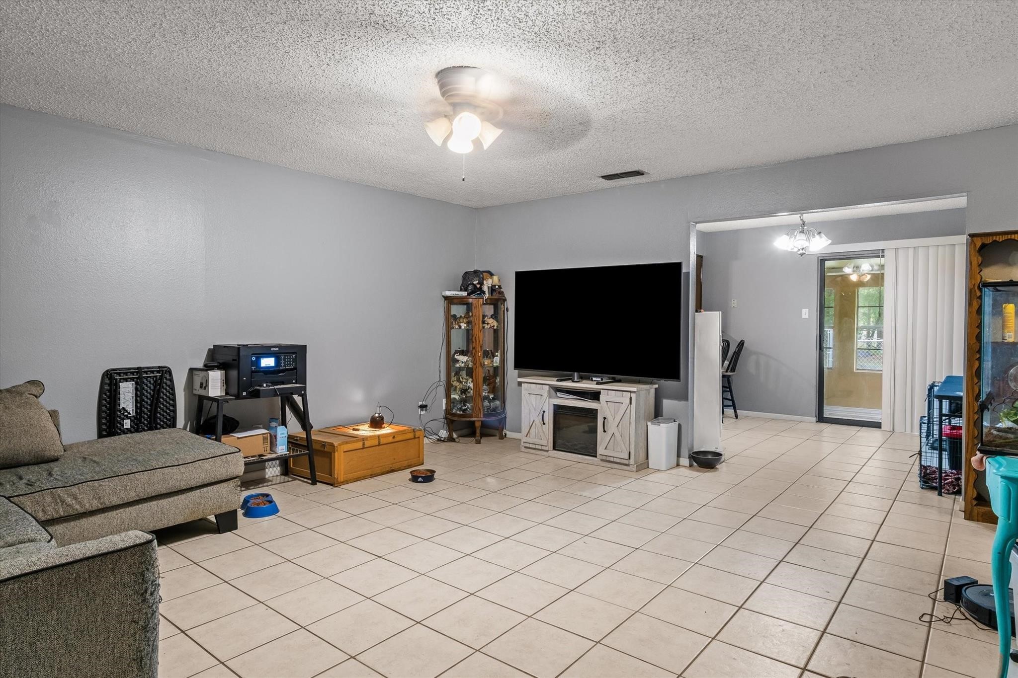 721 Water Crest Circle Property Photo 4