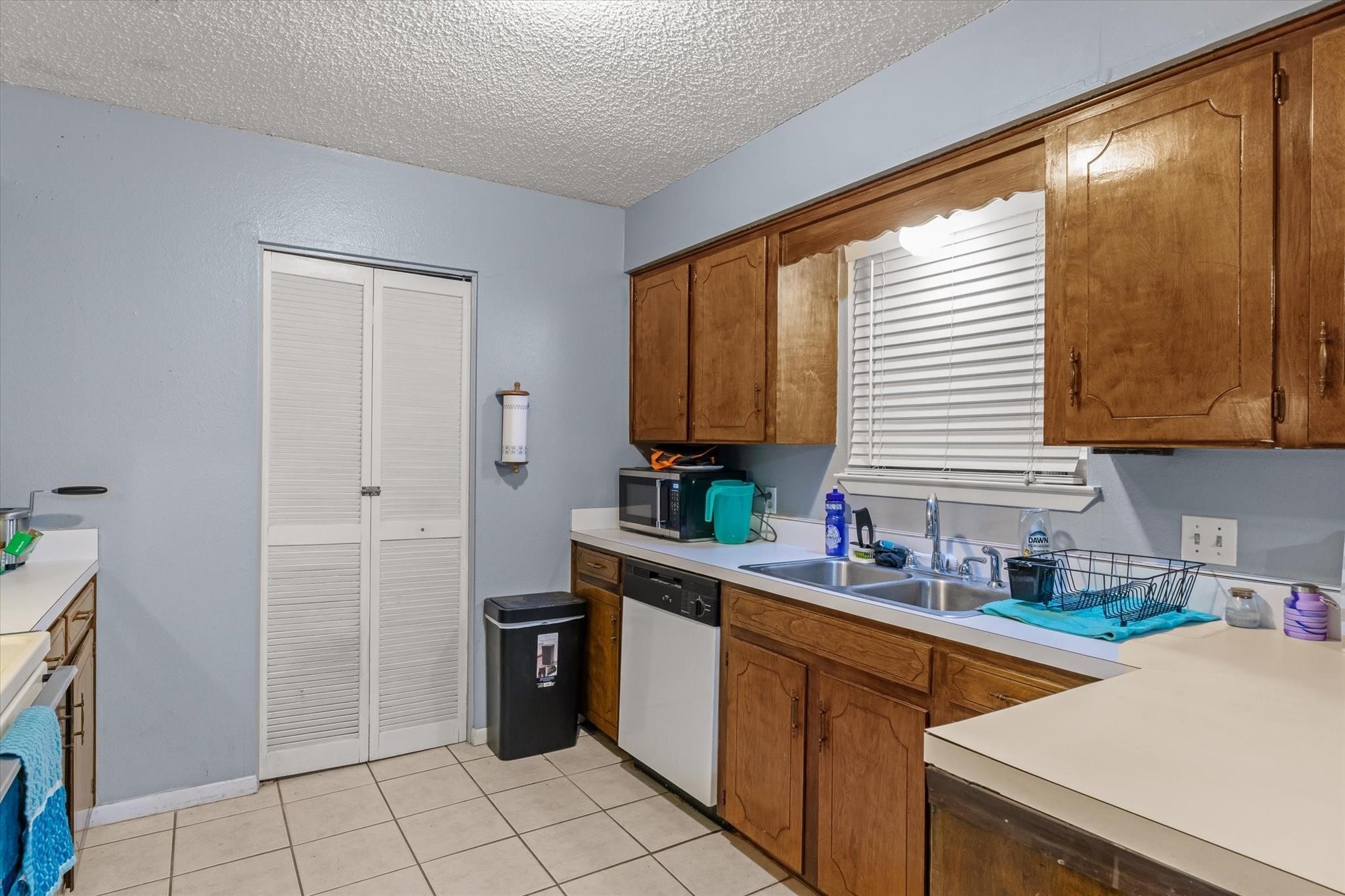 721 Water Crest Circle Property Photo 7