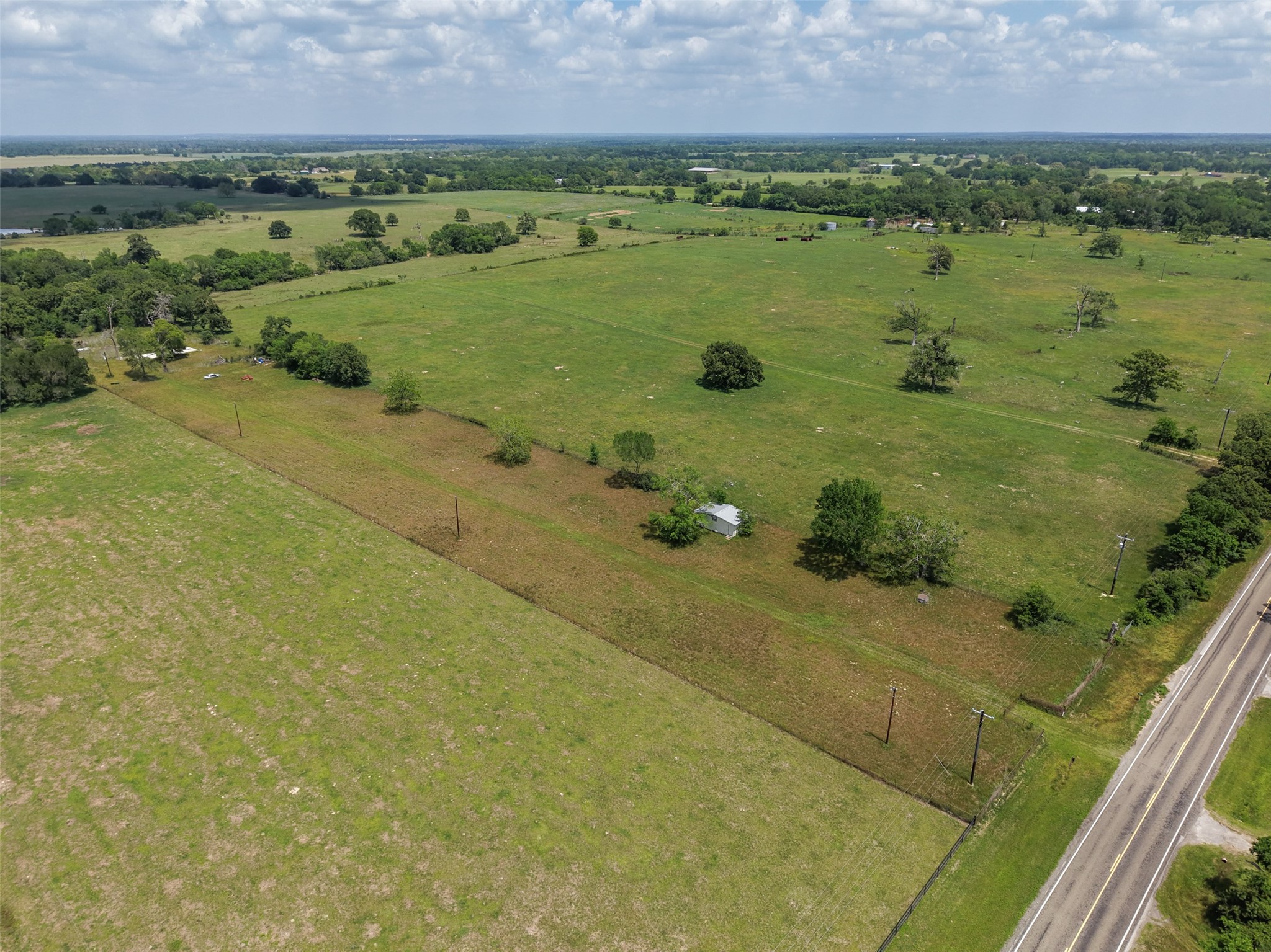37880 Farm Market 1736 Road Property Photo 4