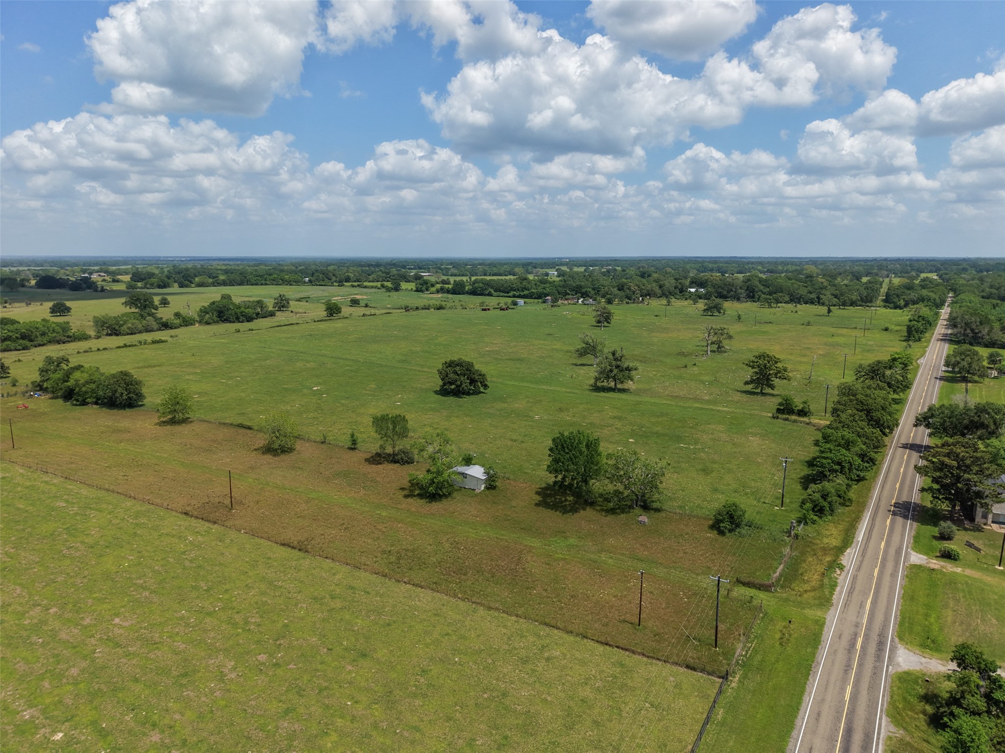 37880 Farm Market 1736 Road Property Photo 5