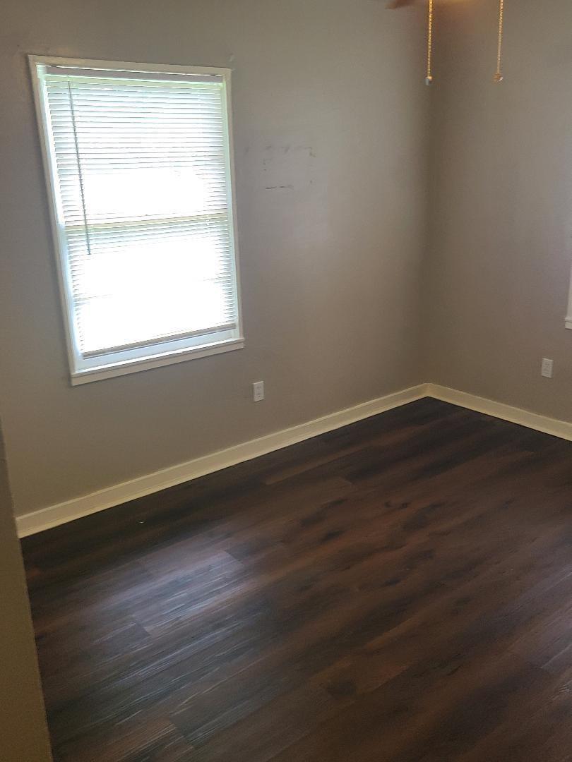 5018 Willow Glen Drive Property Photo 11