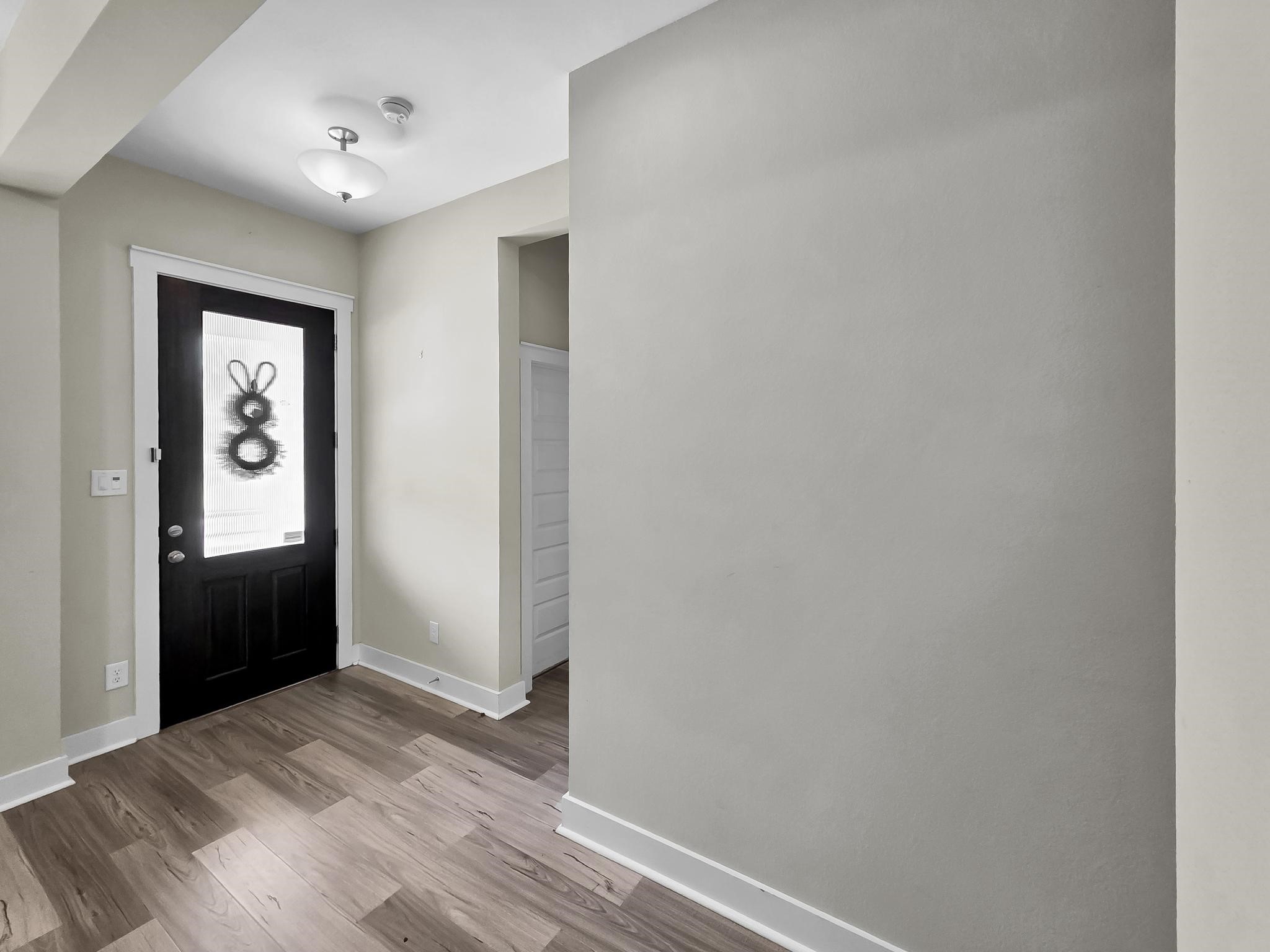 18422 Central Creek Drive Property Photo 11