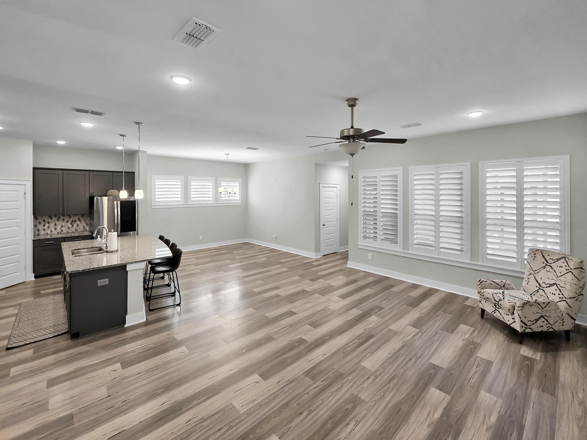 18422 Central Creek Drive Property Photo 16