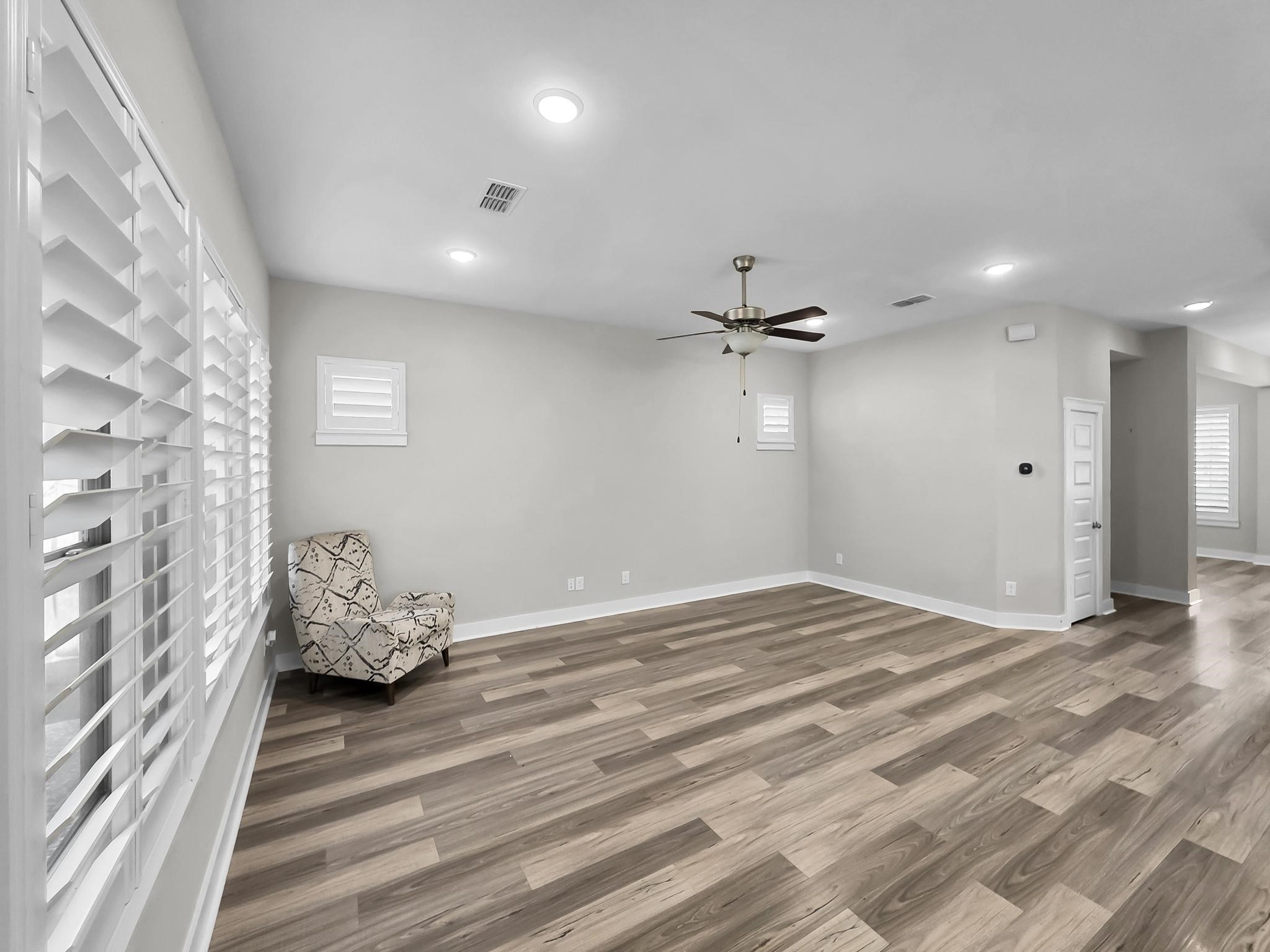 18422 Central Creek Drive Property Photo 18