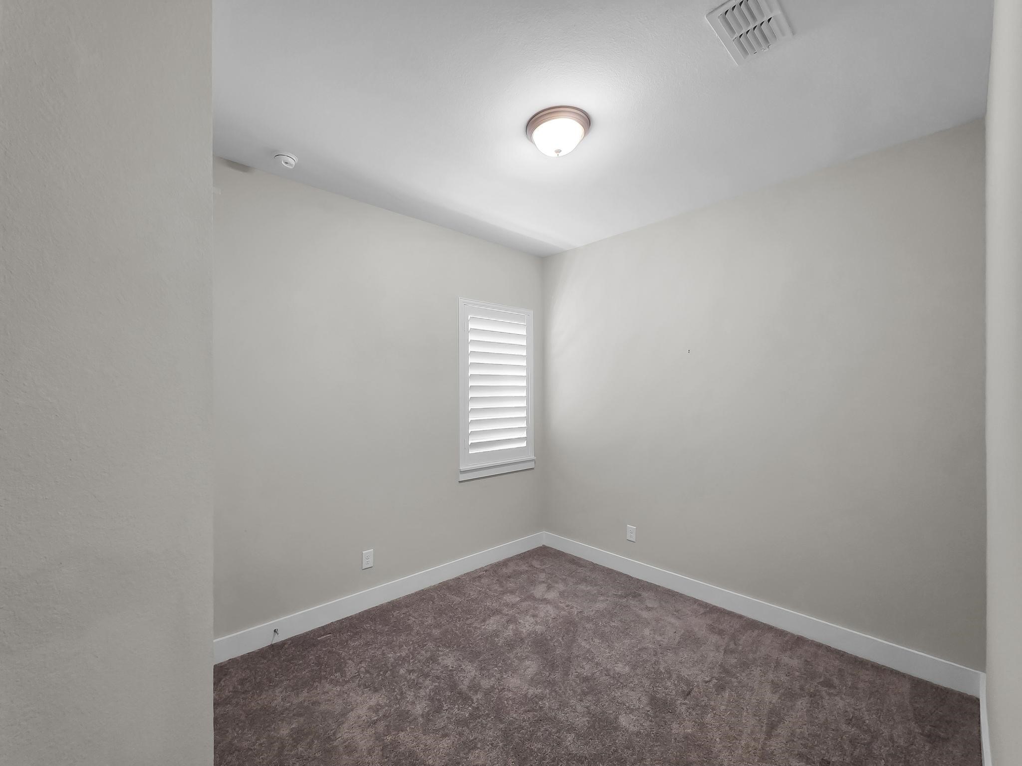 18422 Central Creek Drive Property Photo 36