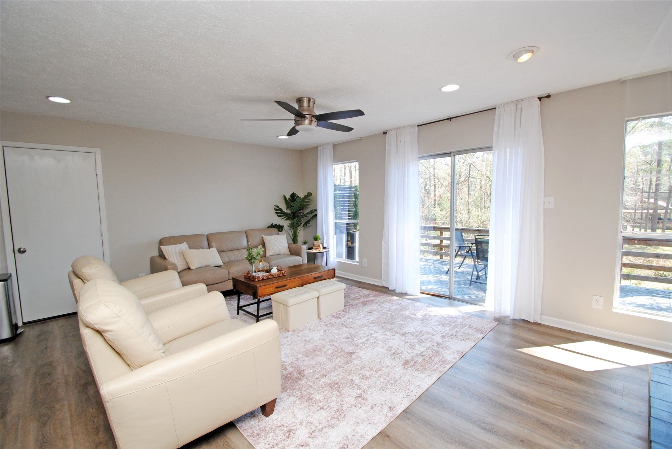 59 Paradise Loop Property Photo 11