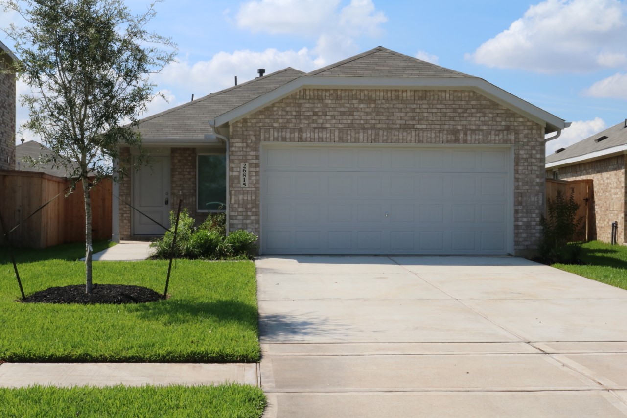 26815 Inkberry Holly Lane Property Photo 1