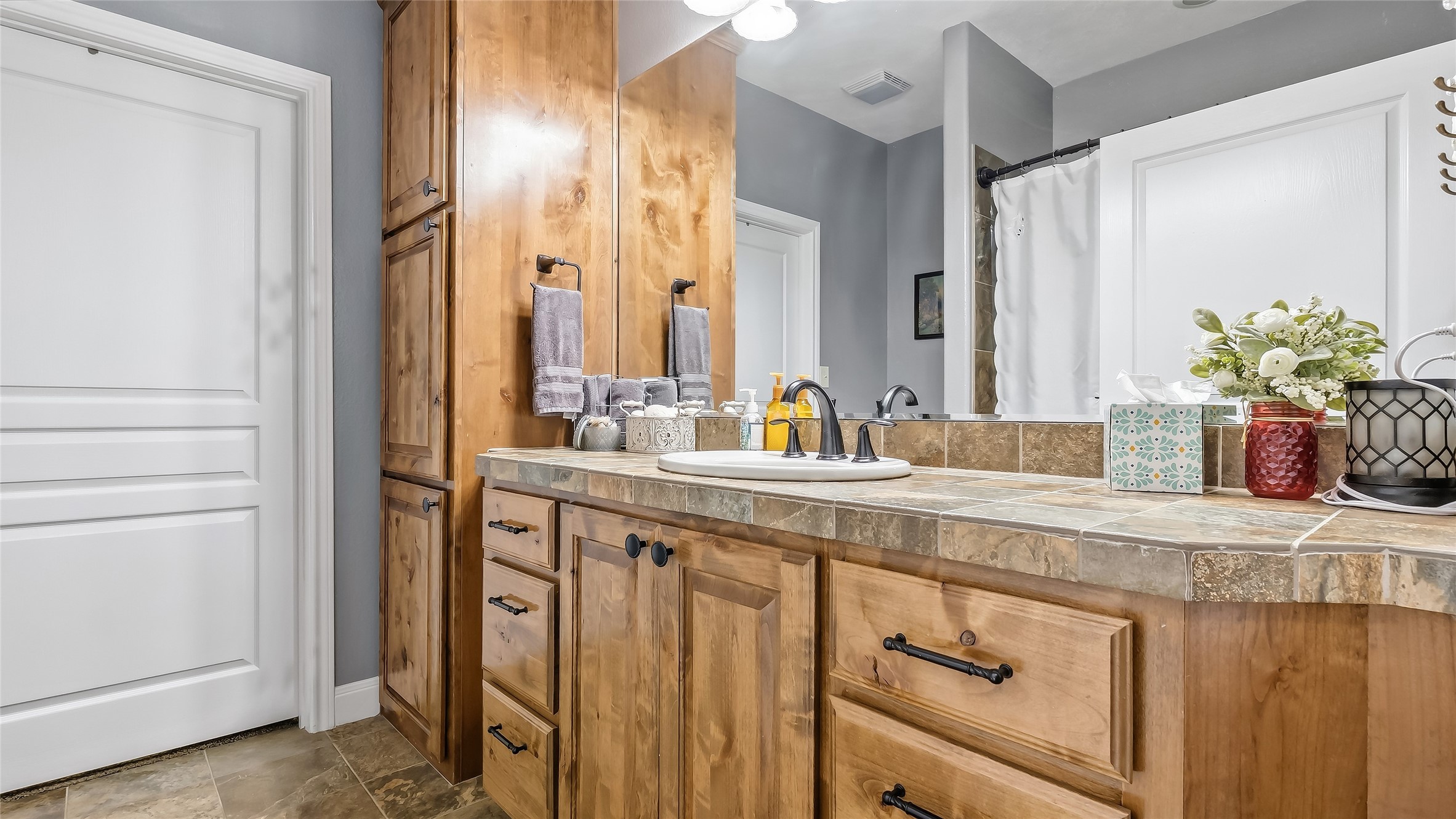 135 Apache Property Photo 33