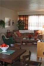 711 Glenoak Drive 100 Property Photo 8