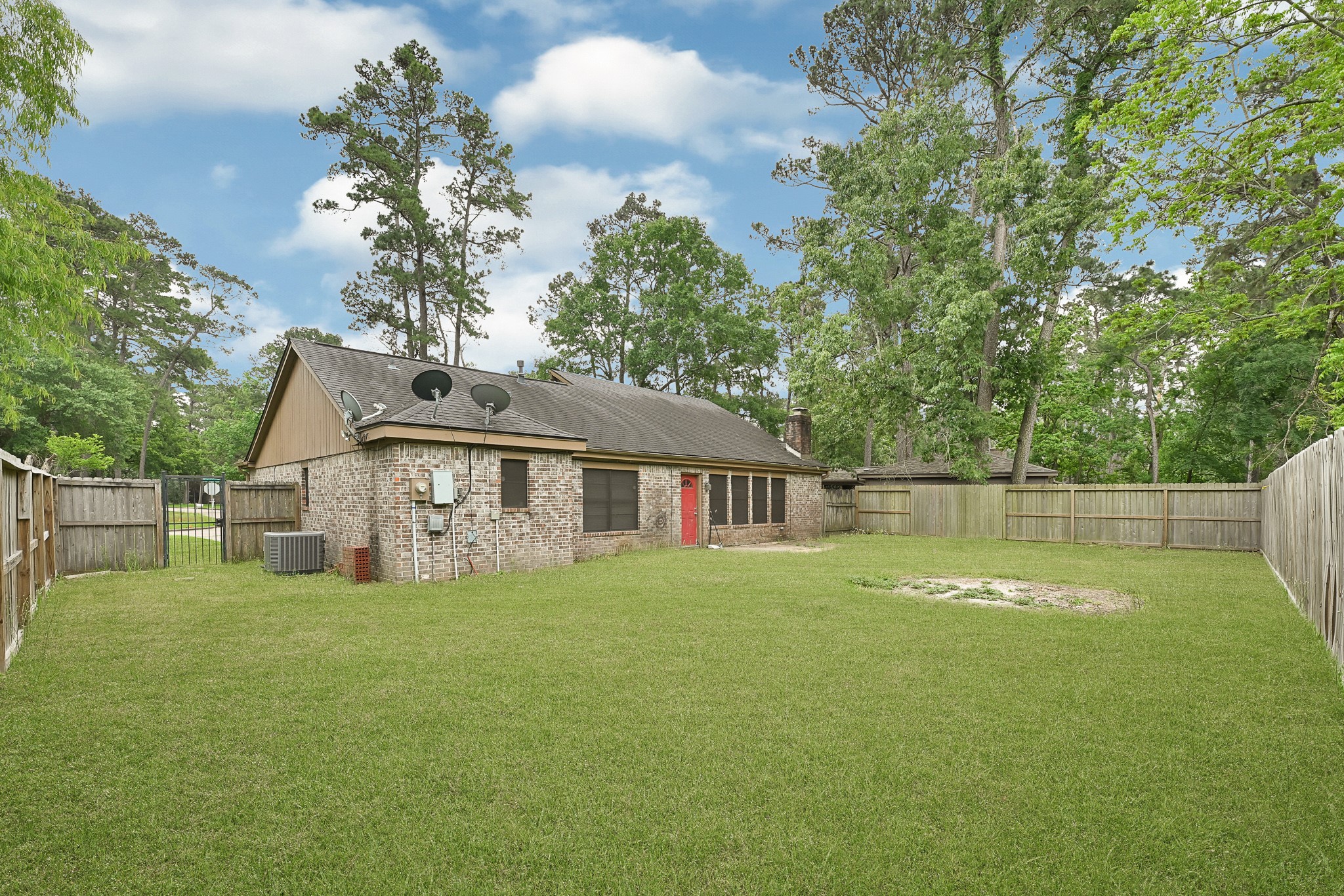 2903 Woodland Grove Drive Property Photo 18
