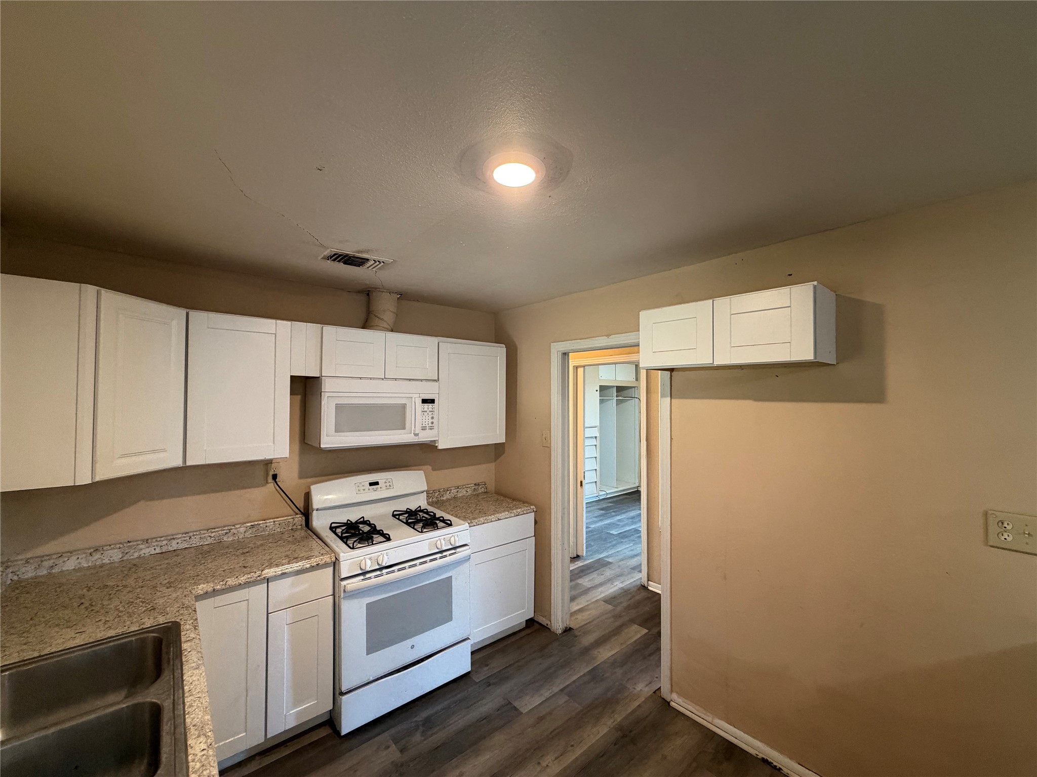 243 Brandywine Avenue Property Photo 17
